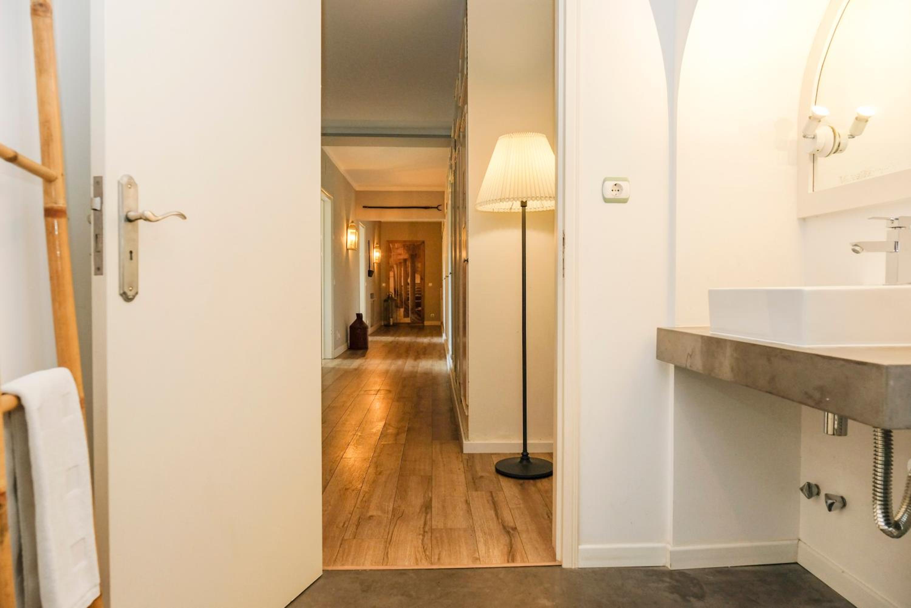 Three-Bedroom Apartment - Photo 13