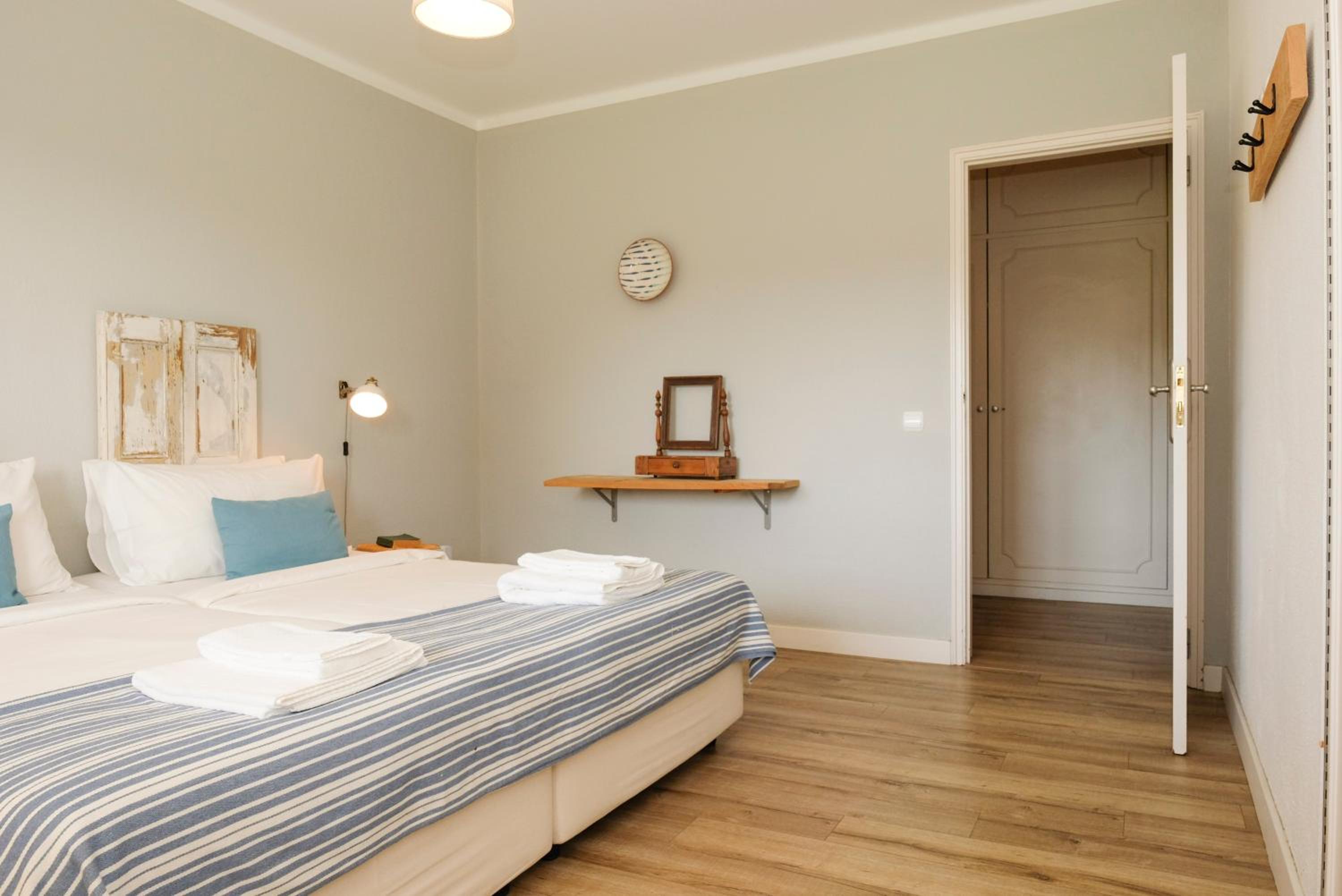 Three-Bedroom Apartment - Photo 17