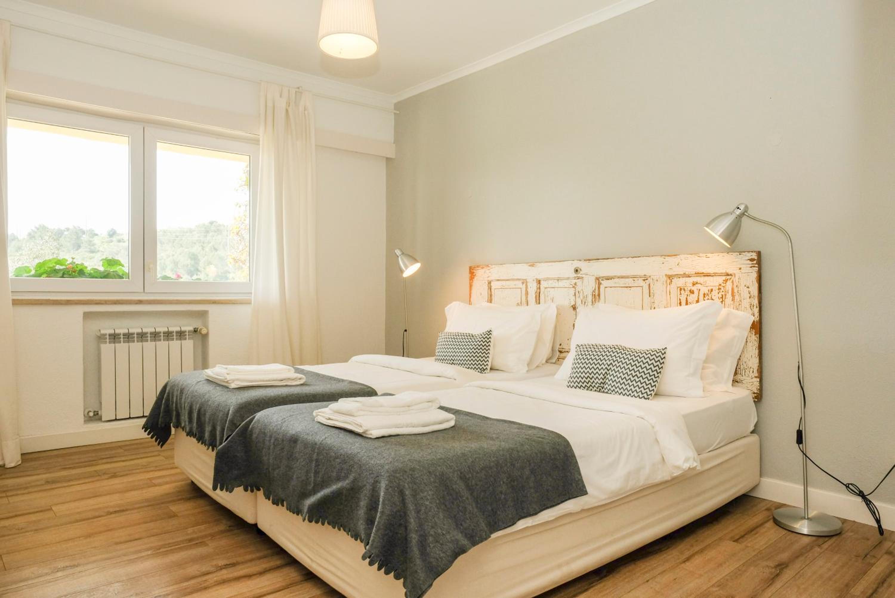 Three-Bedroom Apartment - Photo 21