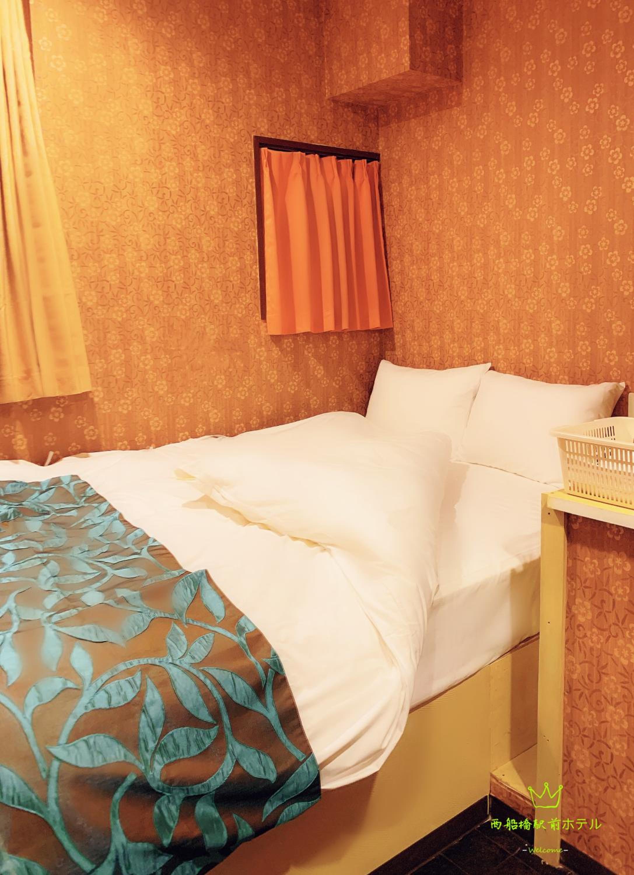 Double Room with Shared Toilet
