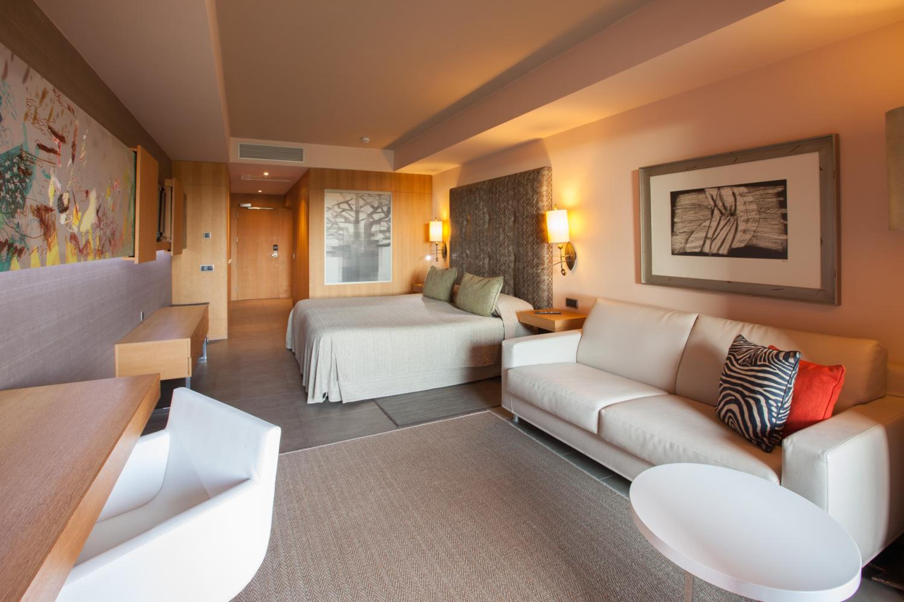 Standard Double Room - Photo 2
