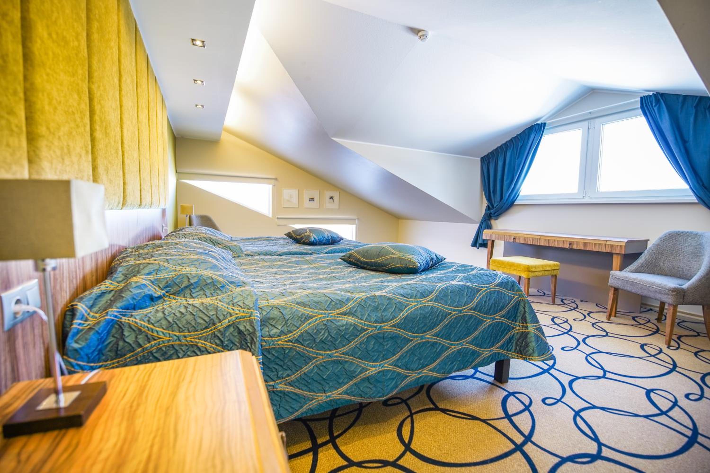Deluxe Twin Room with Spa Access photo 1