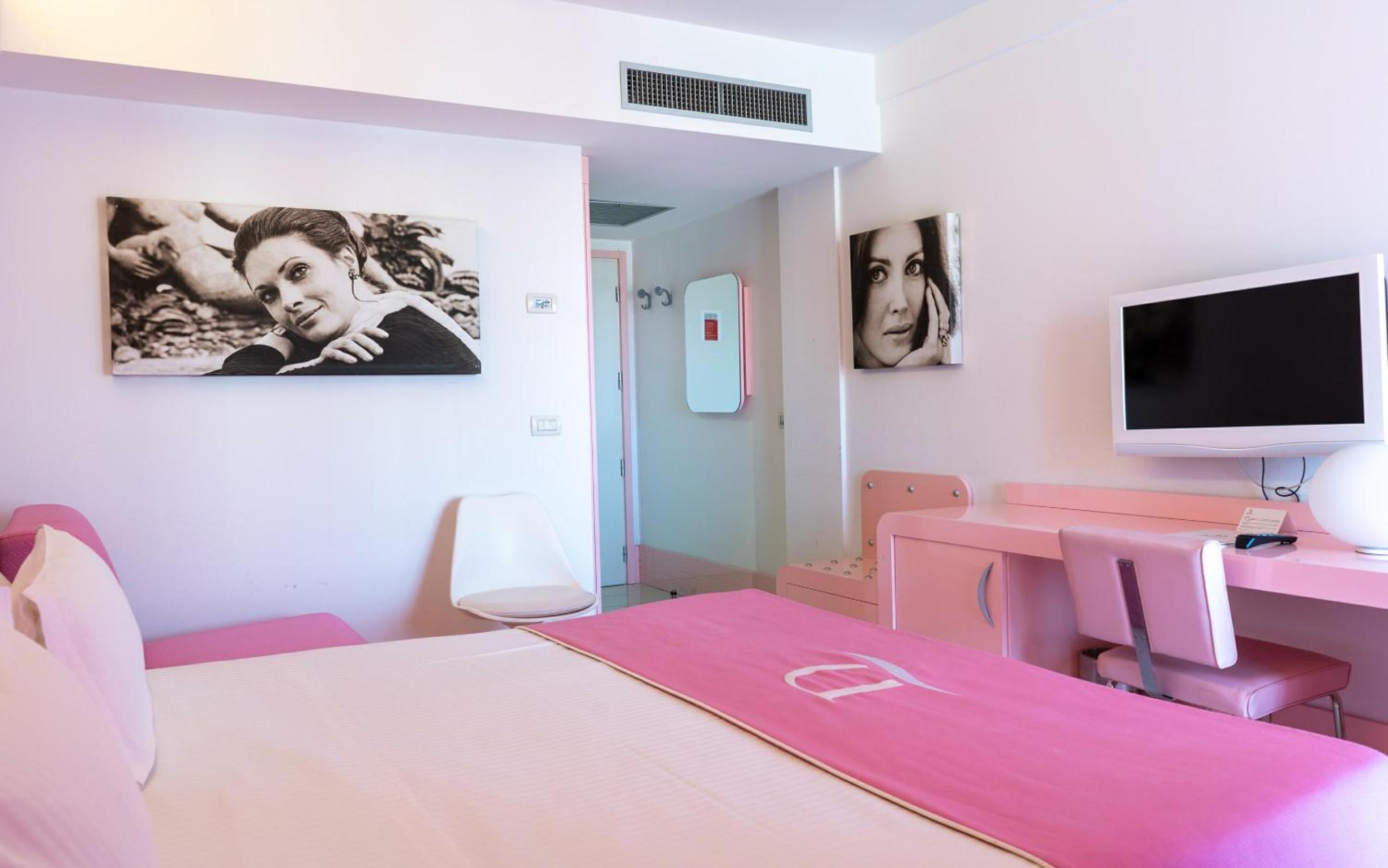 Classic Triple Room - Photo 3