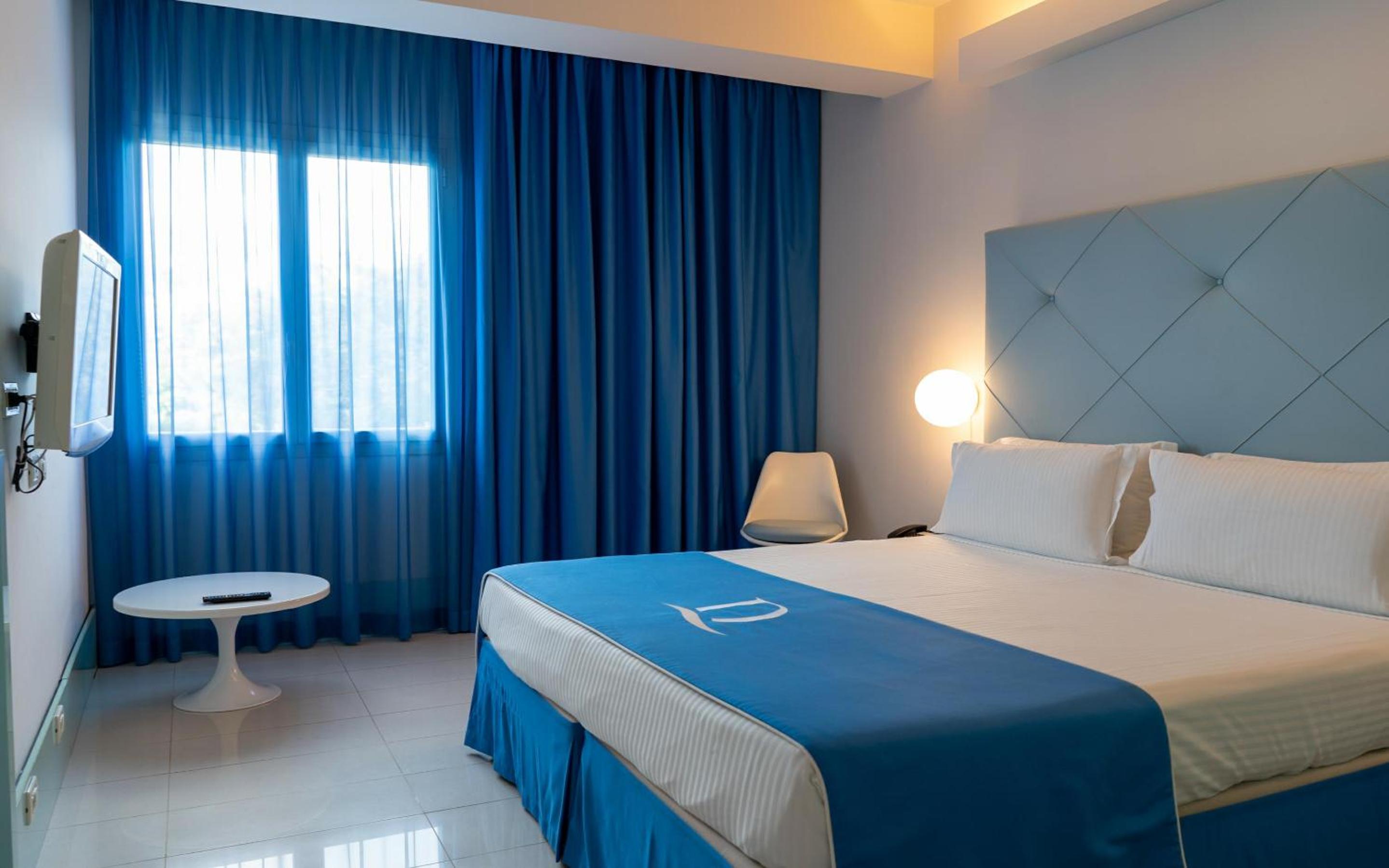 Classic Double Room with Internal View - Photo 6