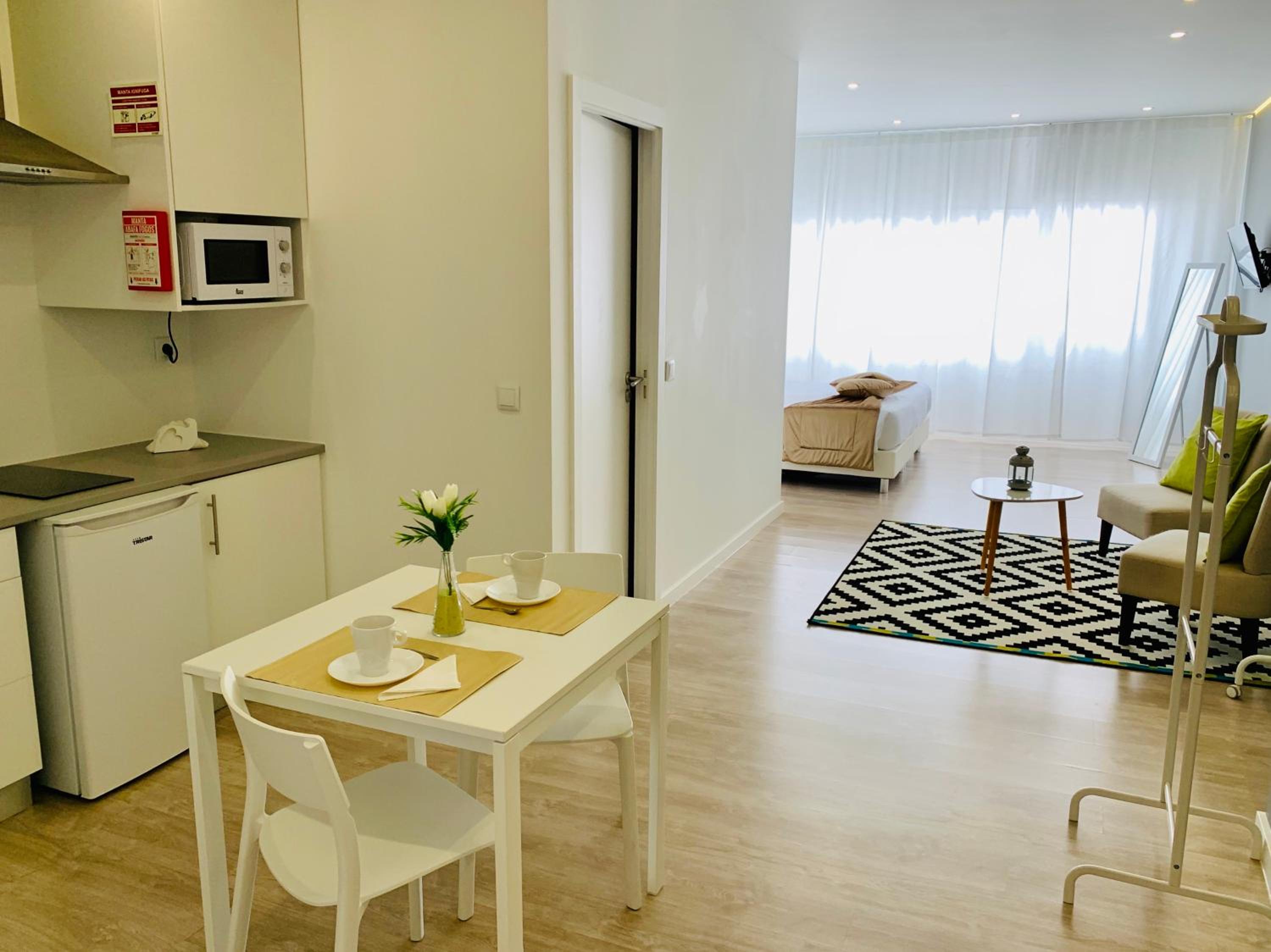 Large Double Or Twin Room - Photo 14