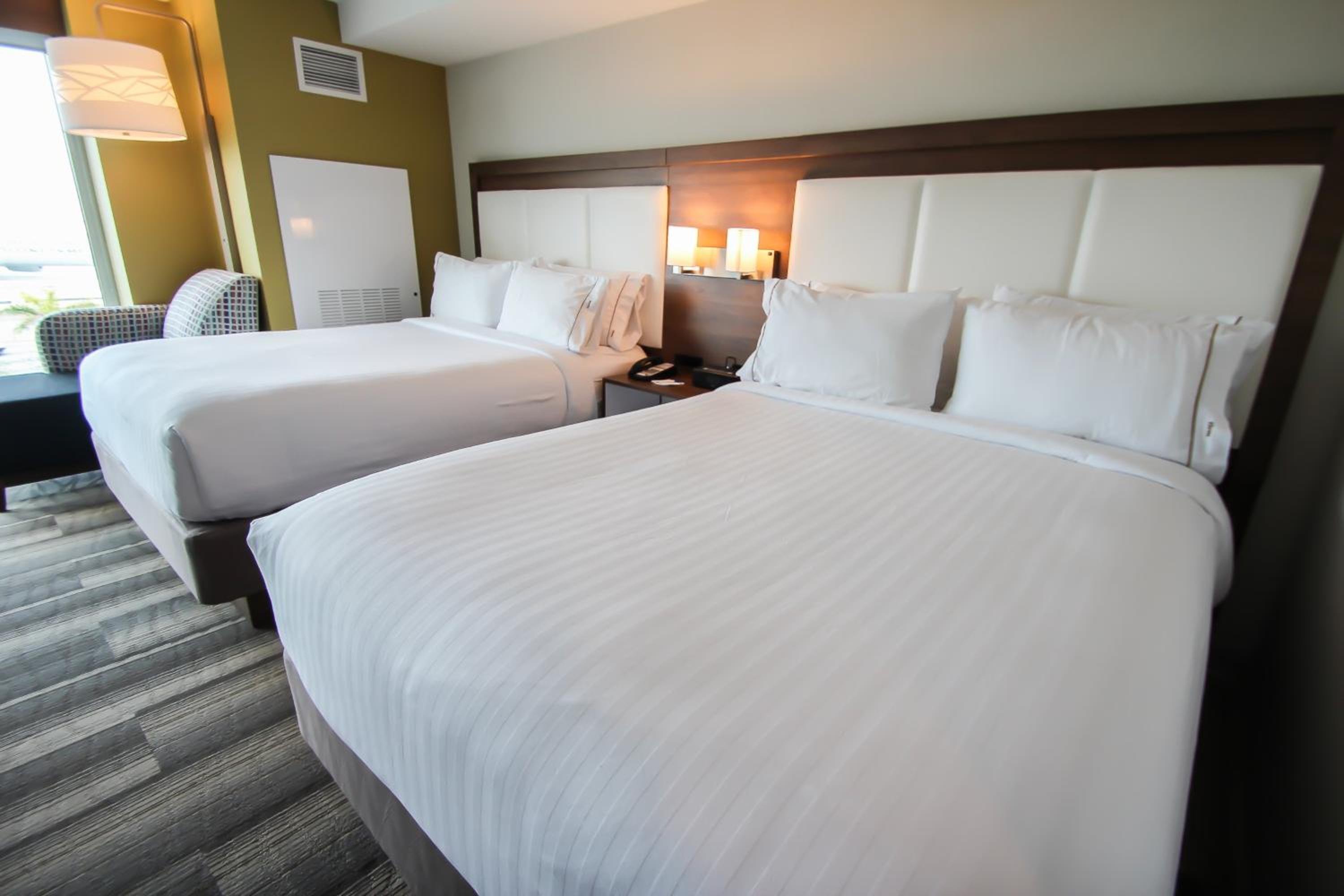 Queen Suite with Sofa Bed