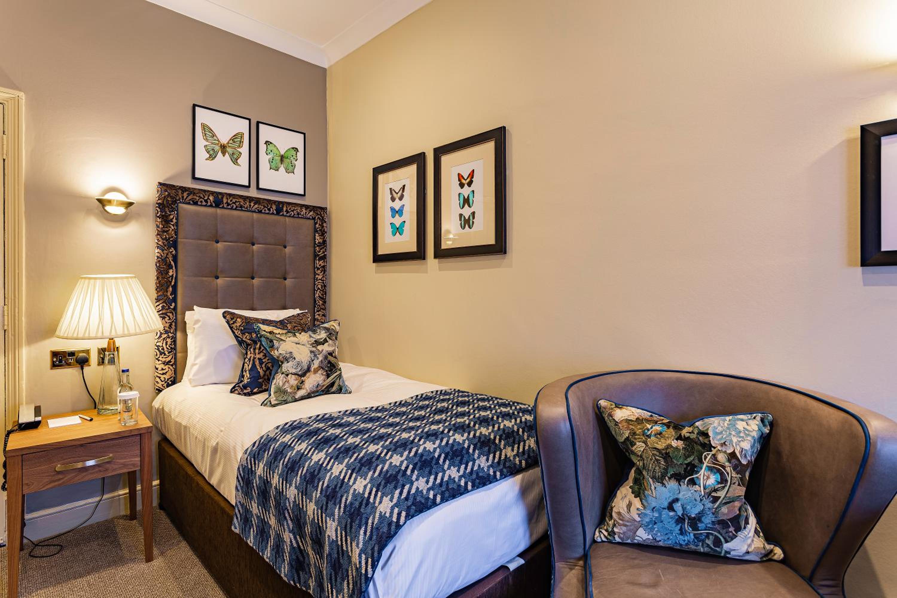 Single Room photo 2