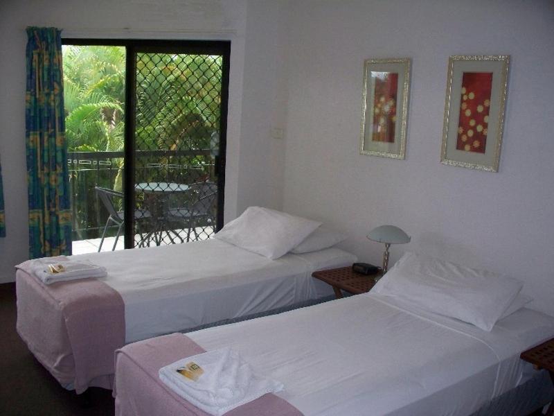 Twin Single Suite - Photo 1