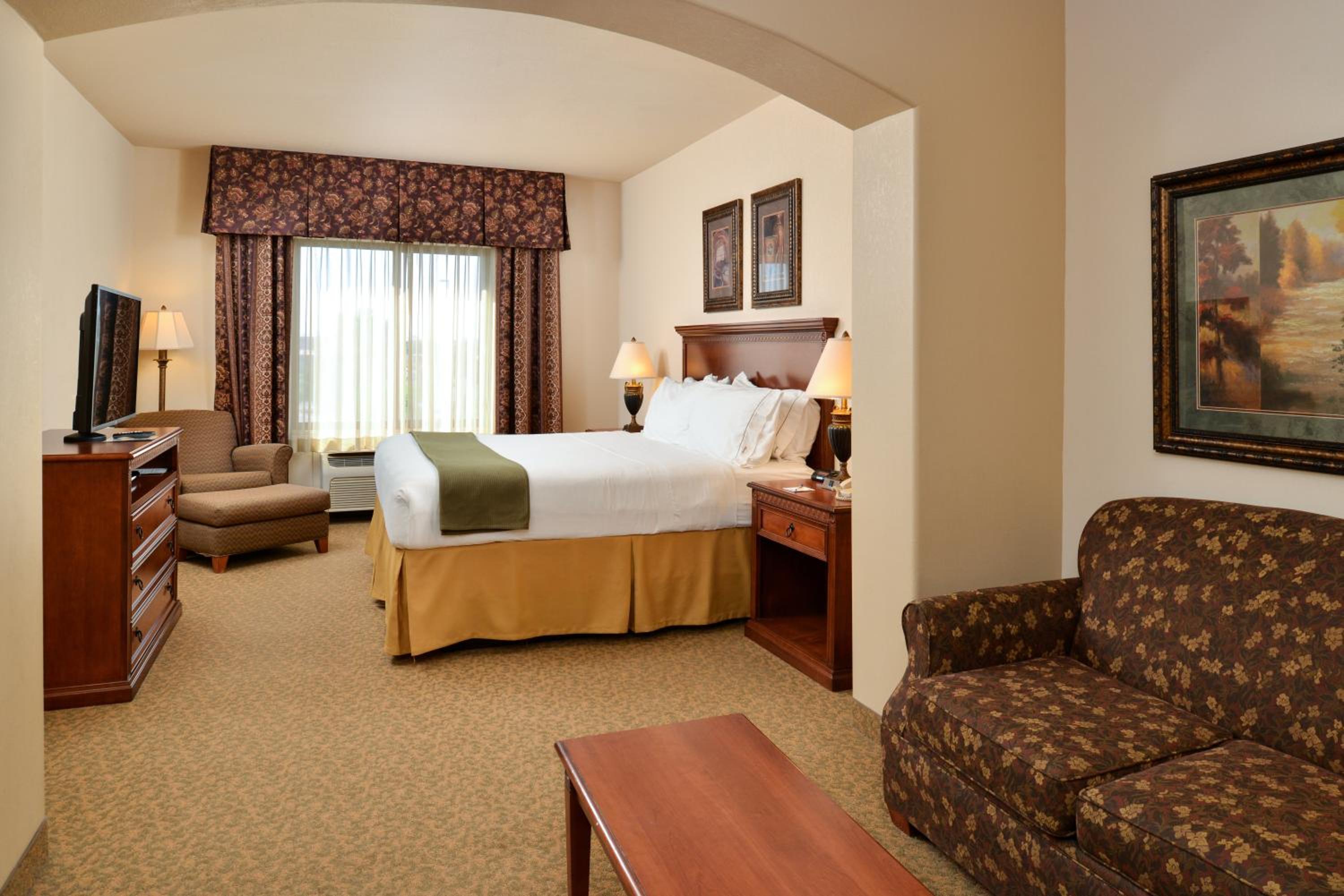 King Suite - Photo 6