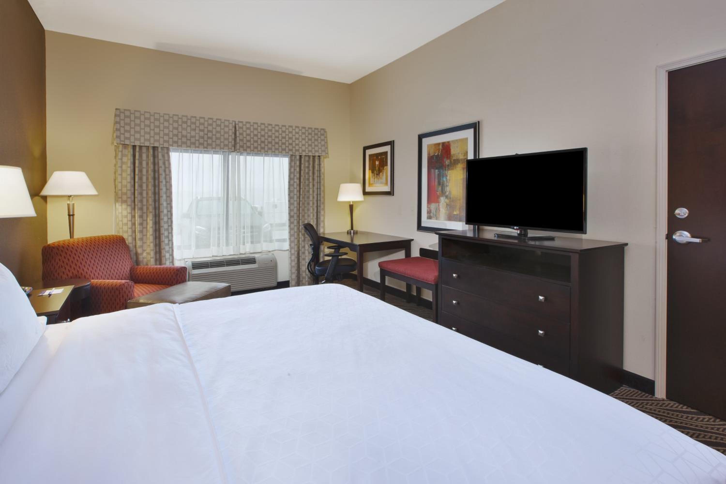 Standard King Room