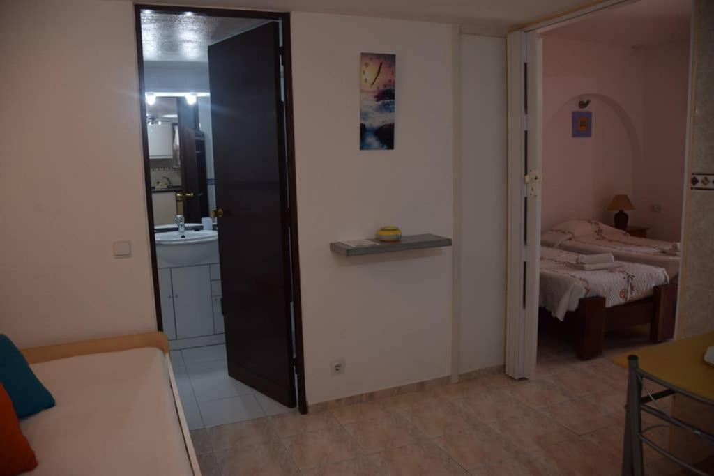 Apartment With Garden View