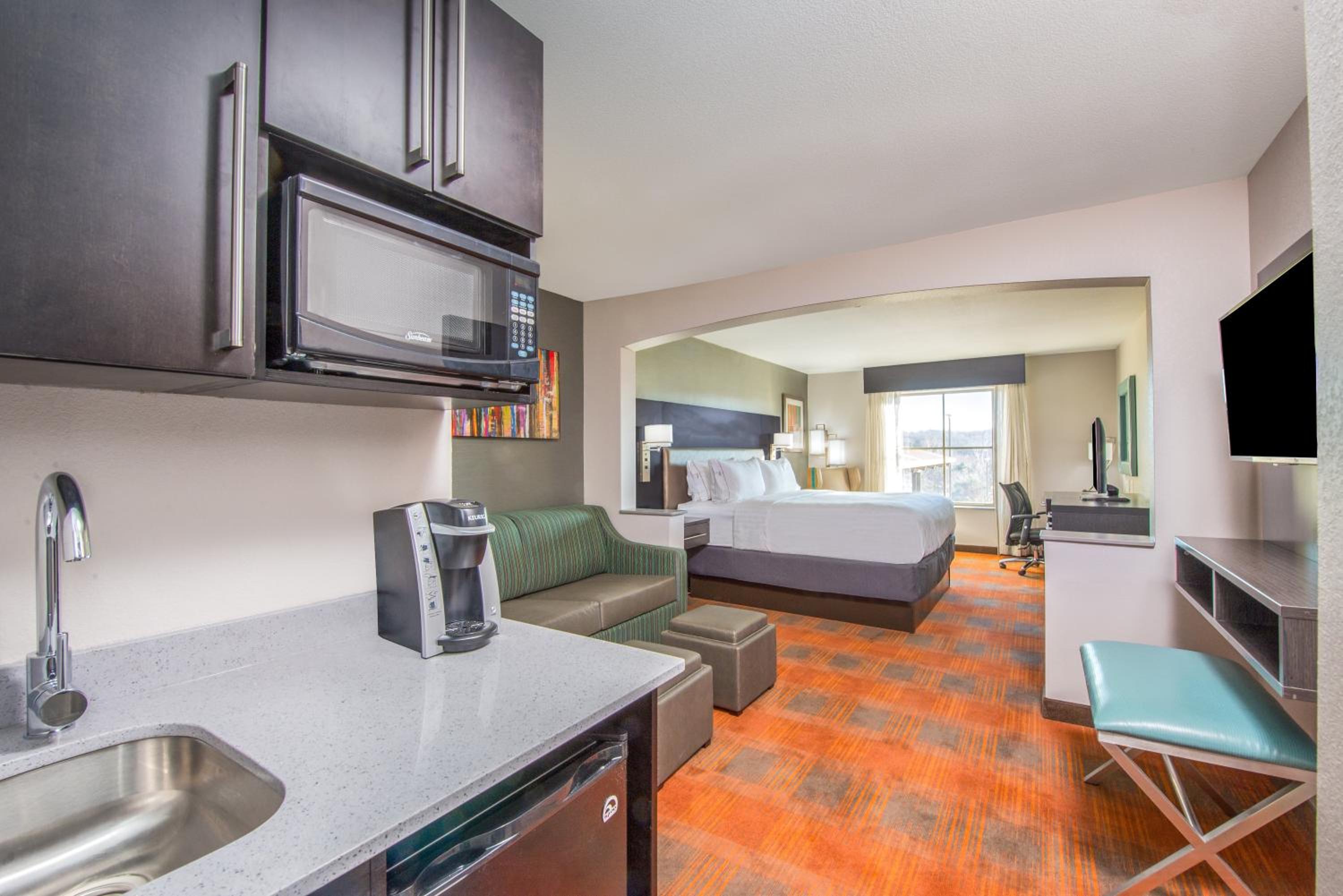 King Suite - Disability Access photo 2
