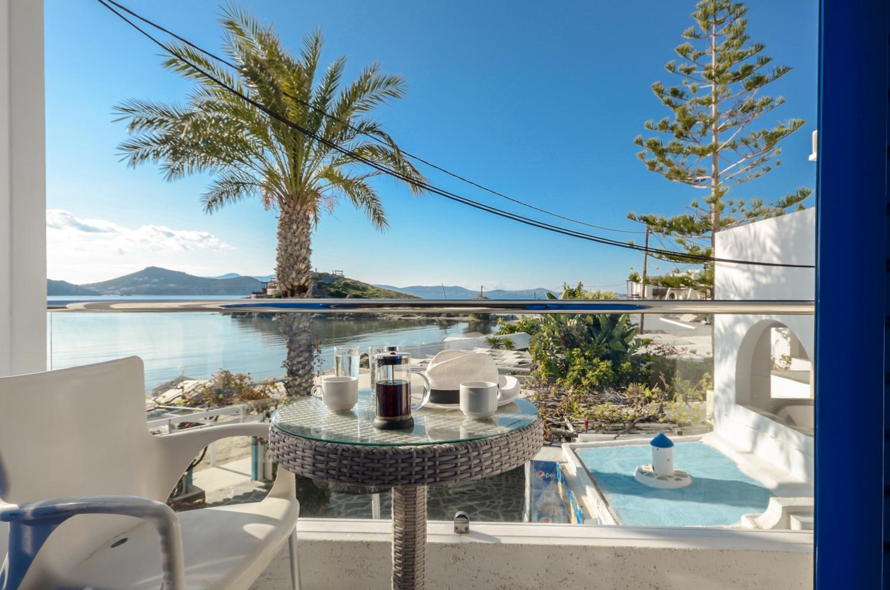 Double Room with Sea View - Photo 8