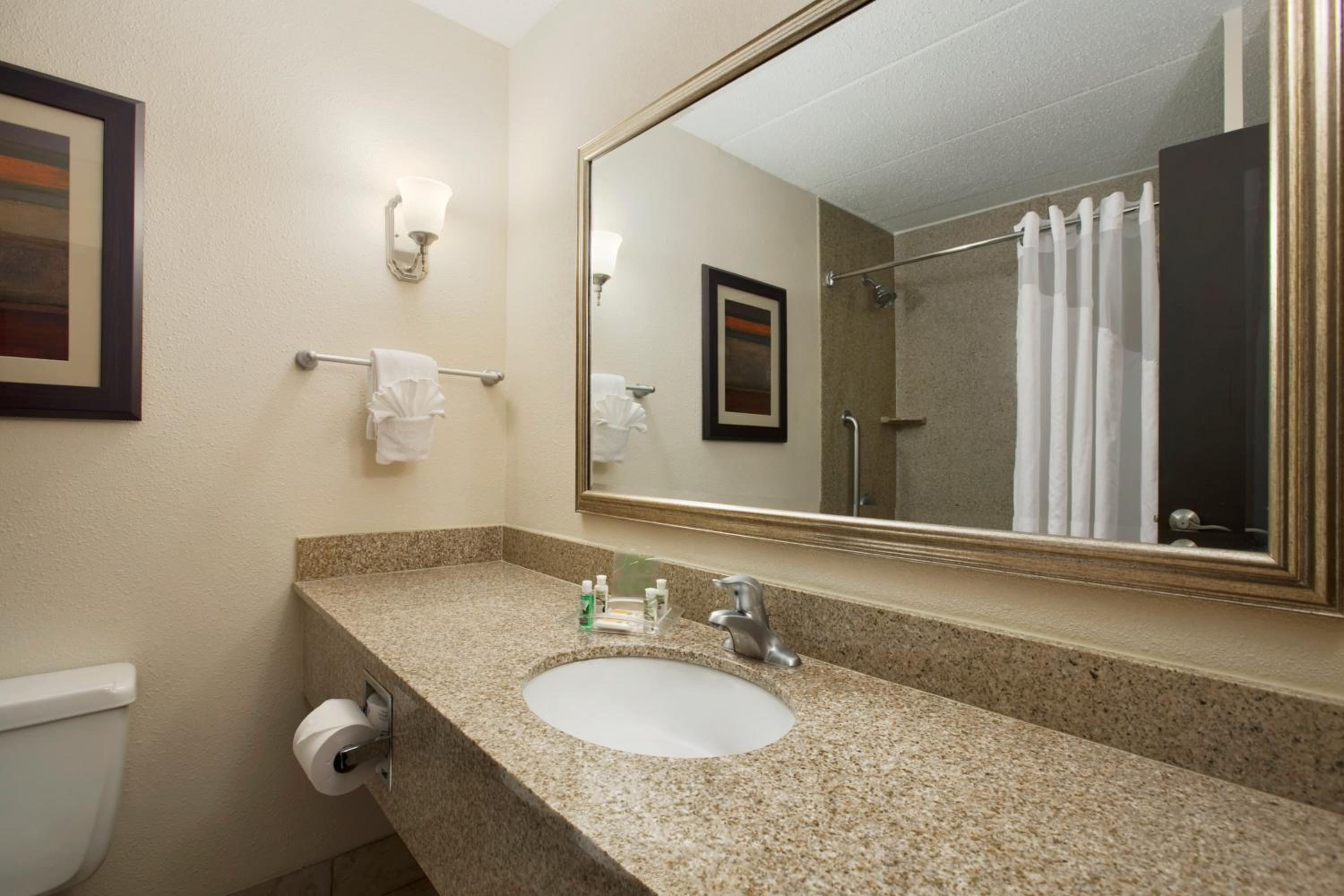 Standard Room photo 3