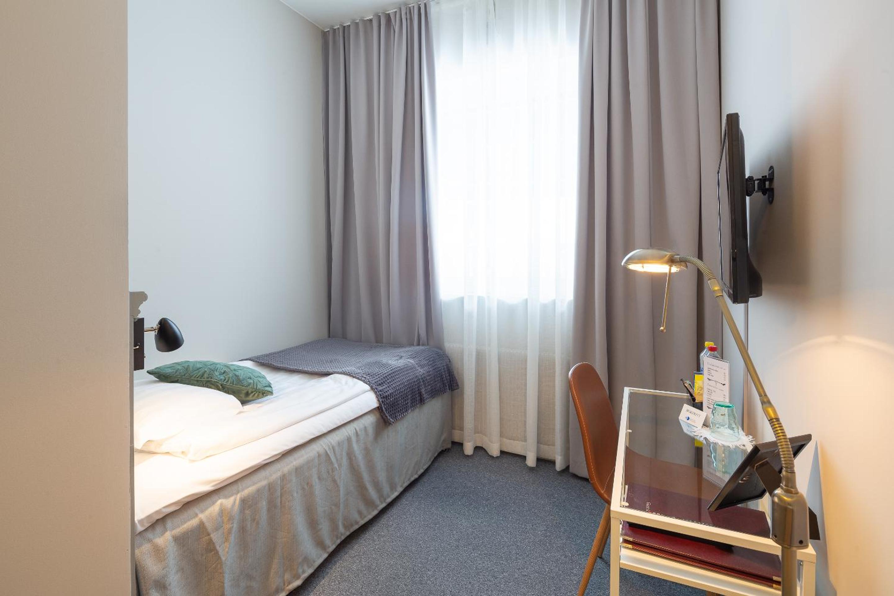 Standard Single Room photo 3