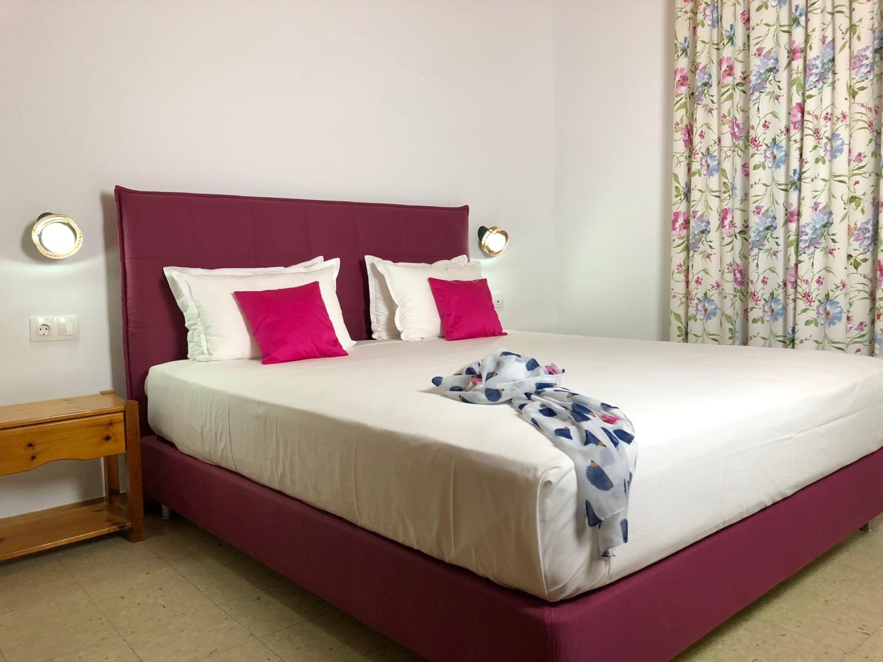 Basic Double Room with Sea View