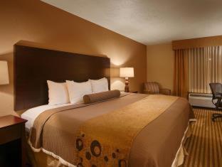 King Room - Non-Smoking - Photo 17