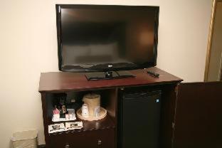 One-Bedroom King Suite - Non-Smoking - Photo 13
