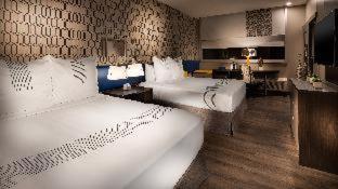 Standard Queen Room with Two Queen Beds - Photo 2
