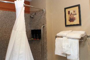 Executive Queen Room with Two Queen Beds - Non-Smoking - Photo 2