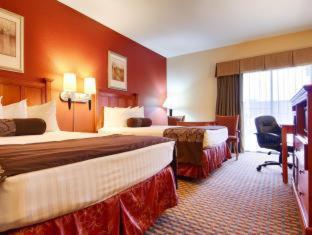 King Room with Bath Tub - Mobility Accessible/Non-Smoking - Photo 15