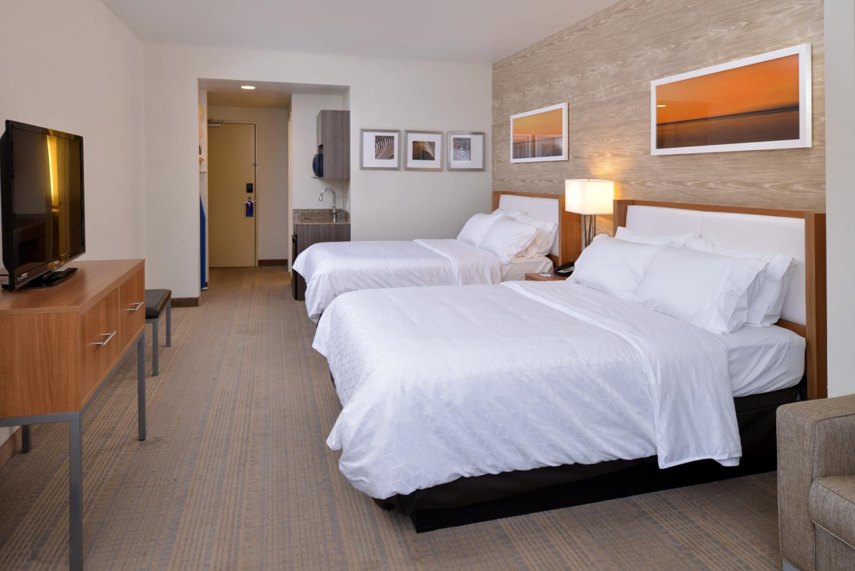 Queen Suite with Two Queen Beds and Sofa Bed