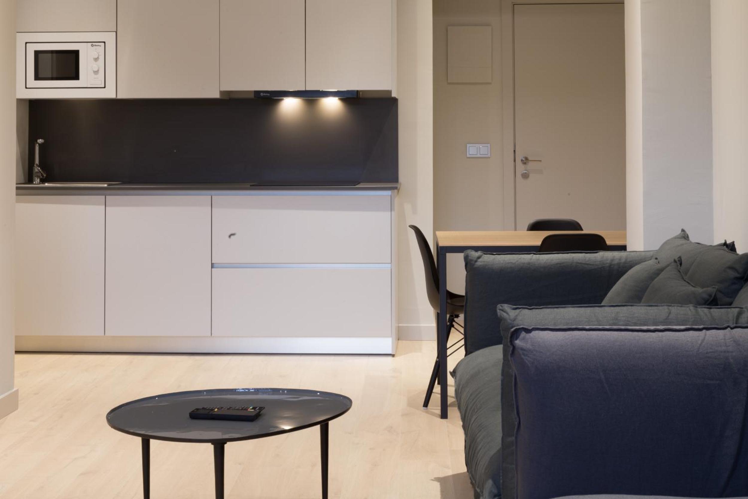 One-Bedroom Apartment - Photo 10