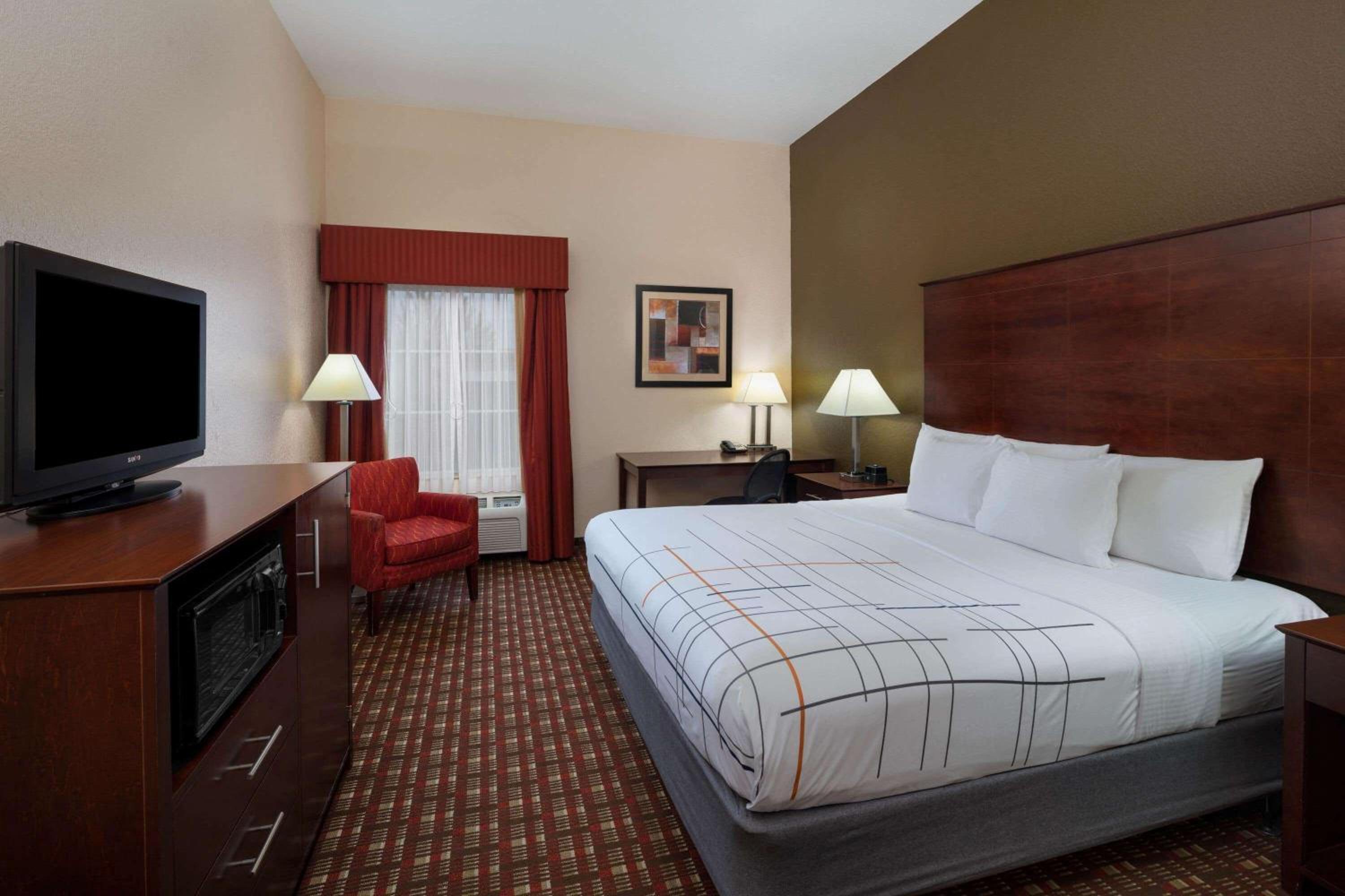 Executive King Room - Photo 1