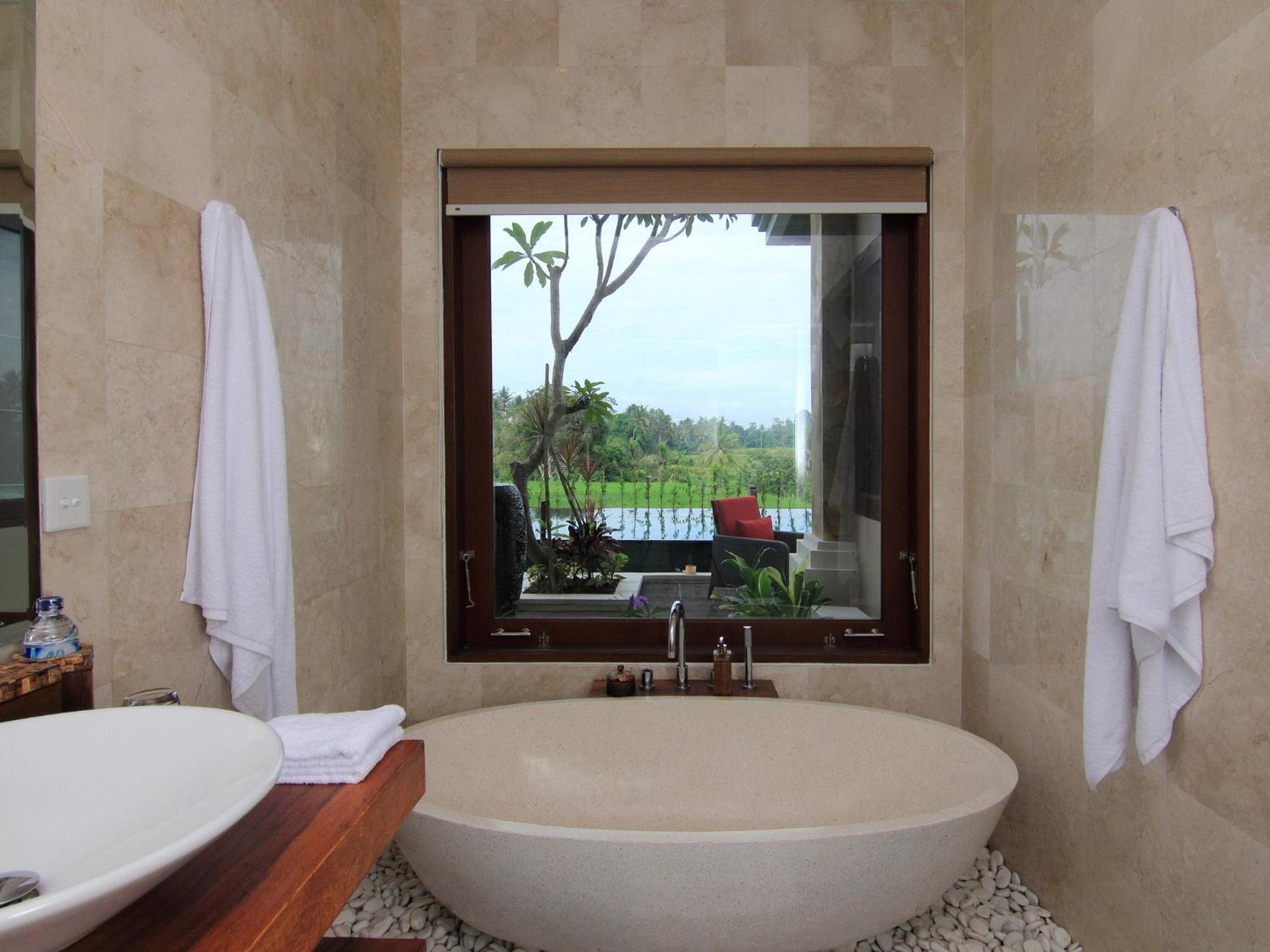 Four-Bedroom Villa with Private Pool - Photo 43