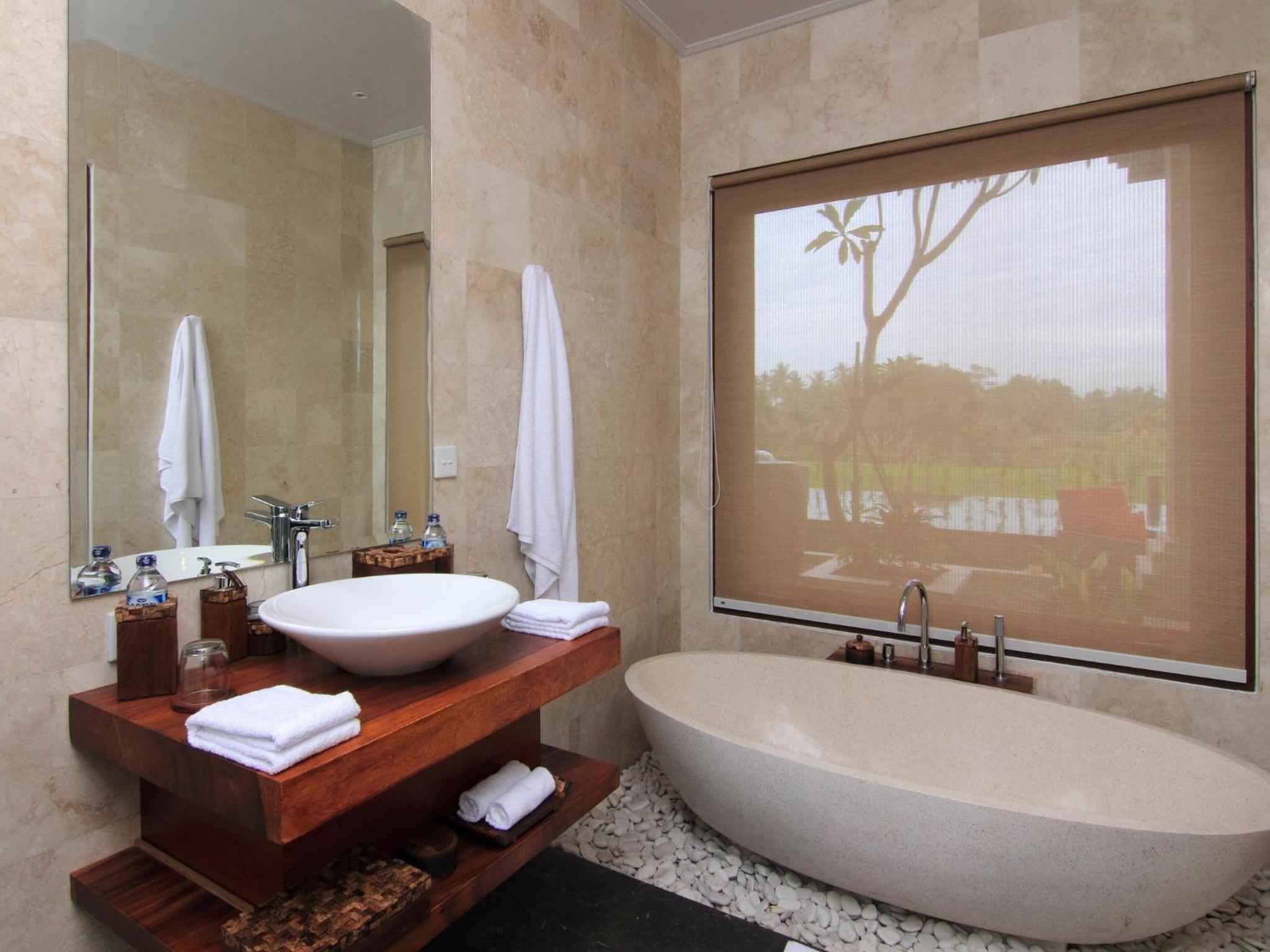 Four-Bedroom Villa with Private Pool - Photo 41