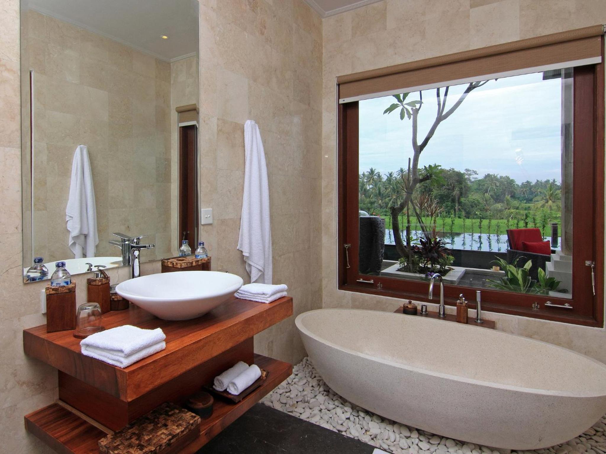 Four-Bedroom Villa with Private Pool - Photo 40