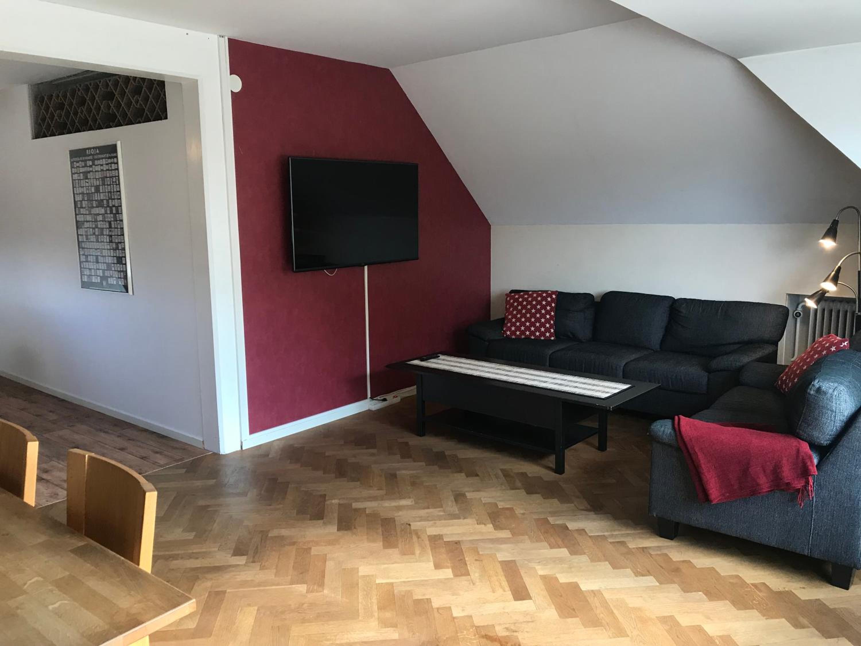 Three-Bedroom Apartment photo 1