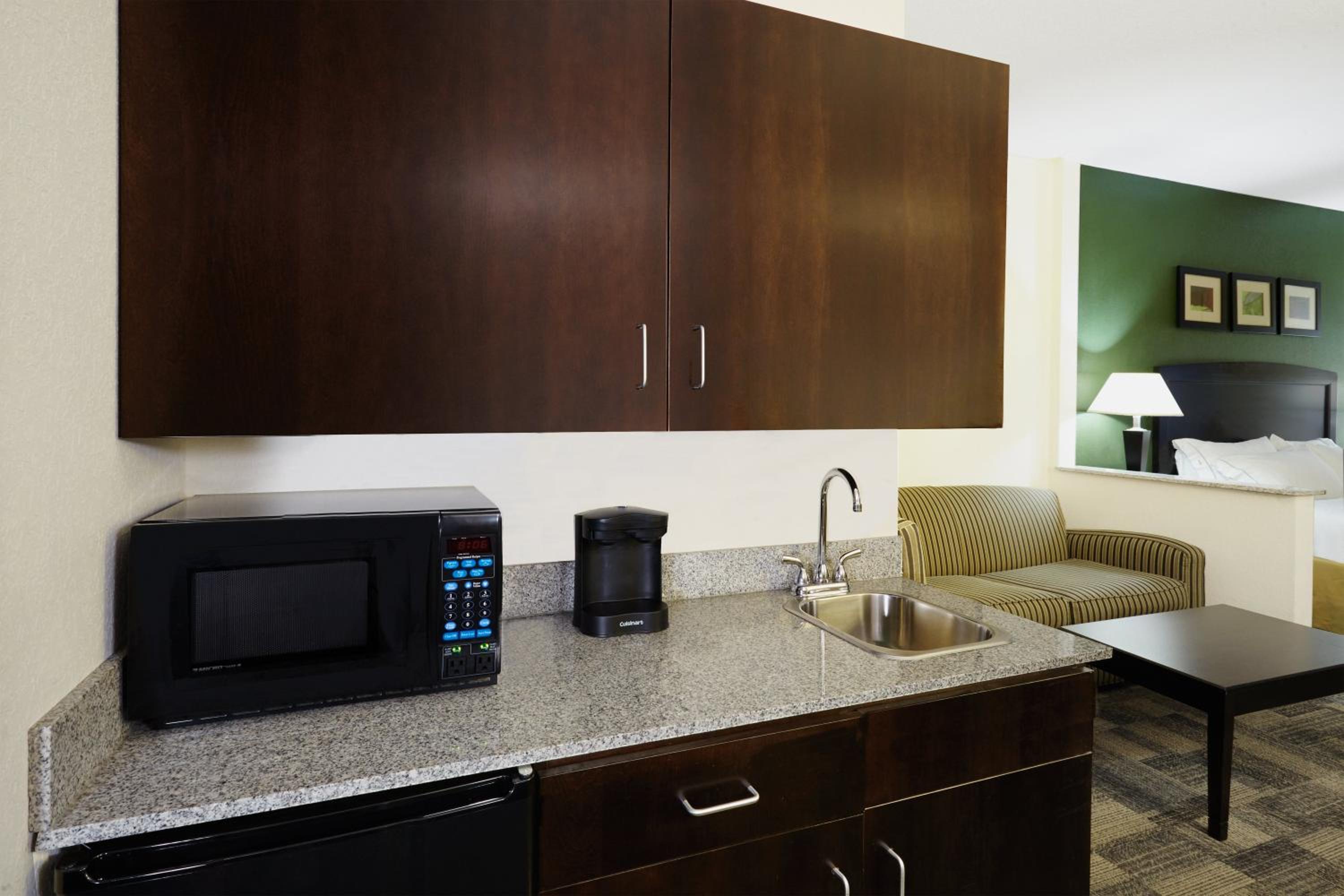 King Suite - Photo 4