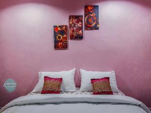 Standard Queen Room - Photo 8