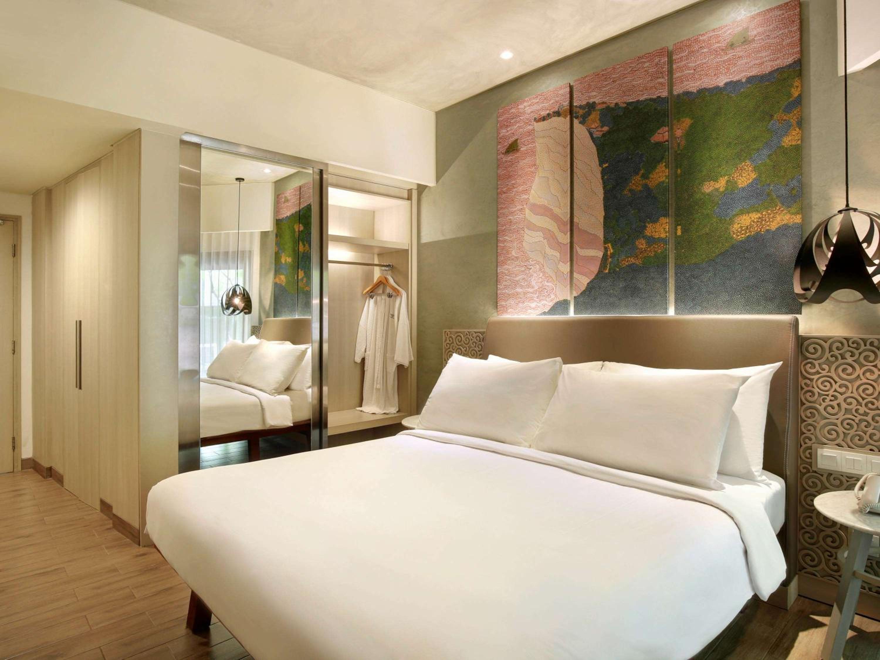 Deluxe Double Room with Balcony and Free Benefit - Photo 3