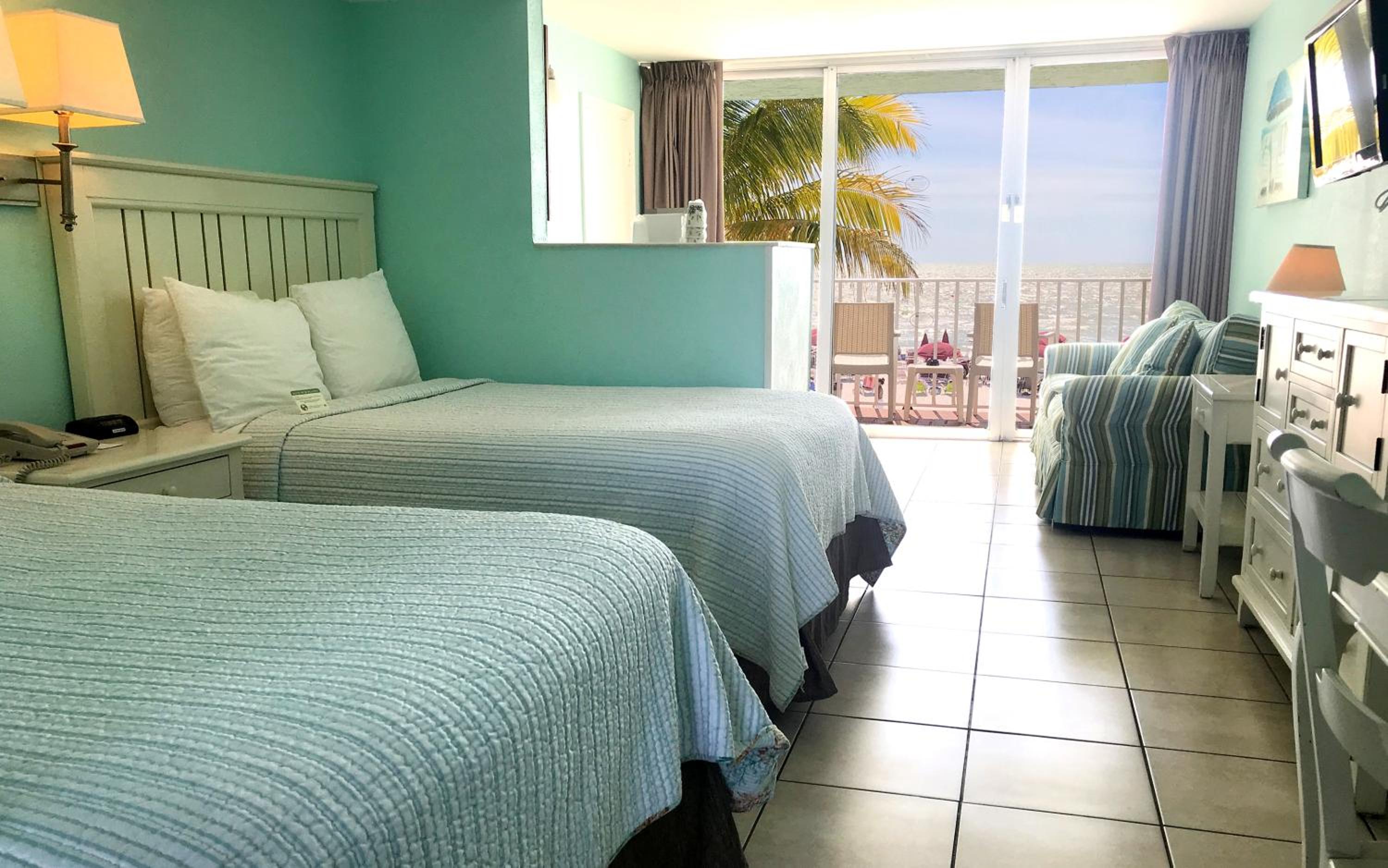 Beachfront Two Double Beds Studio with Balcony - Photo 1