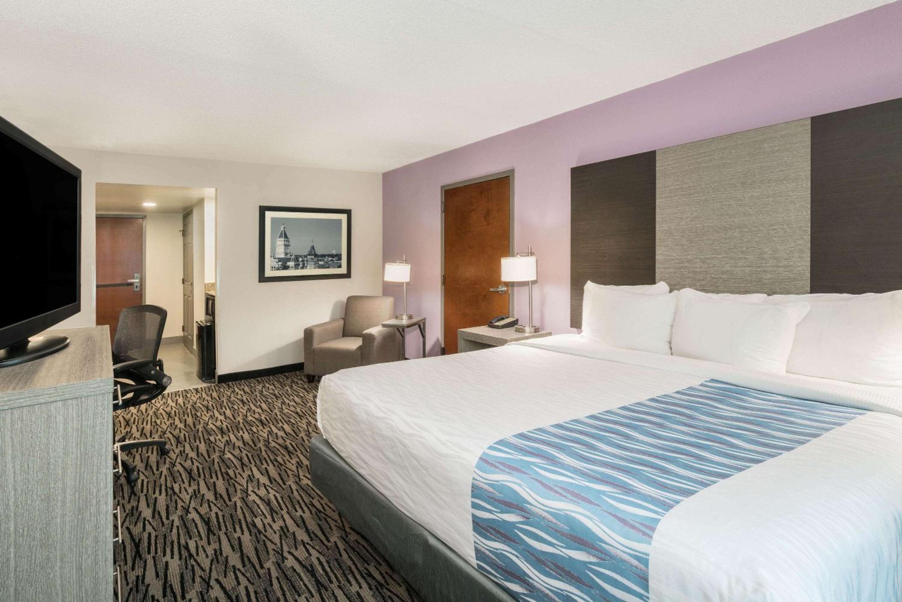 King Room - Disability Access - Photo 4