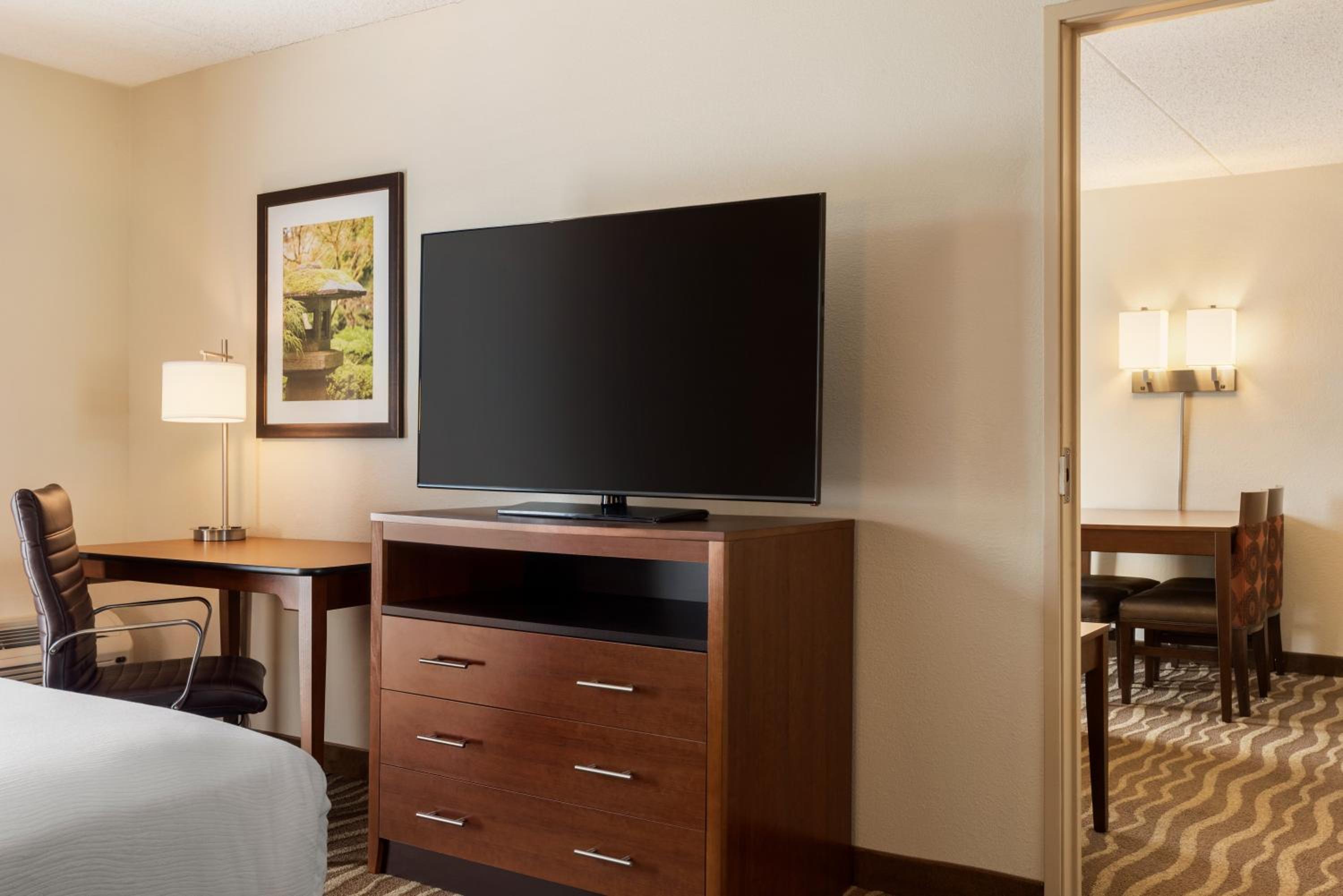 Junior Suite - Photo 1