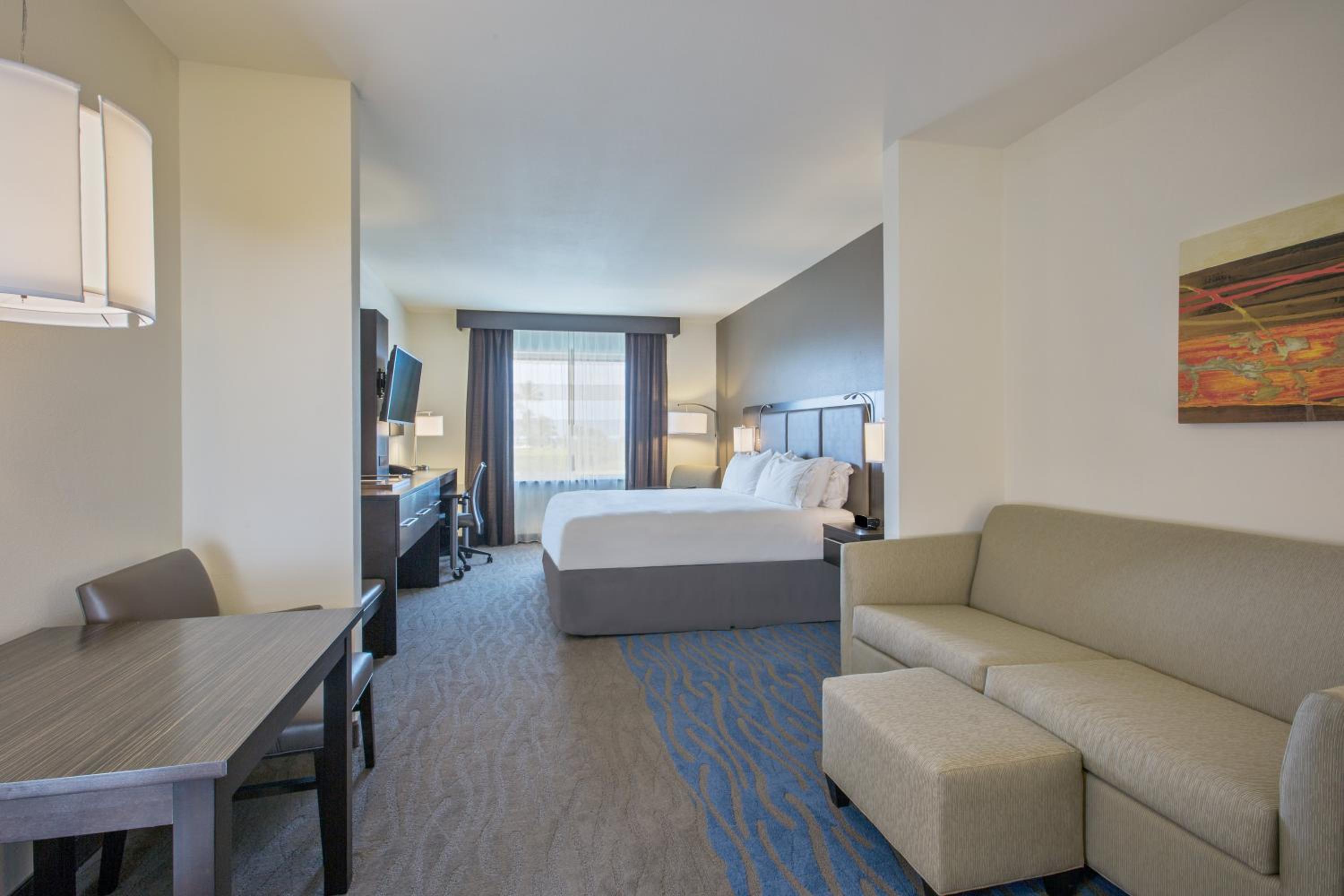 King Suite with Sofa Bed
