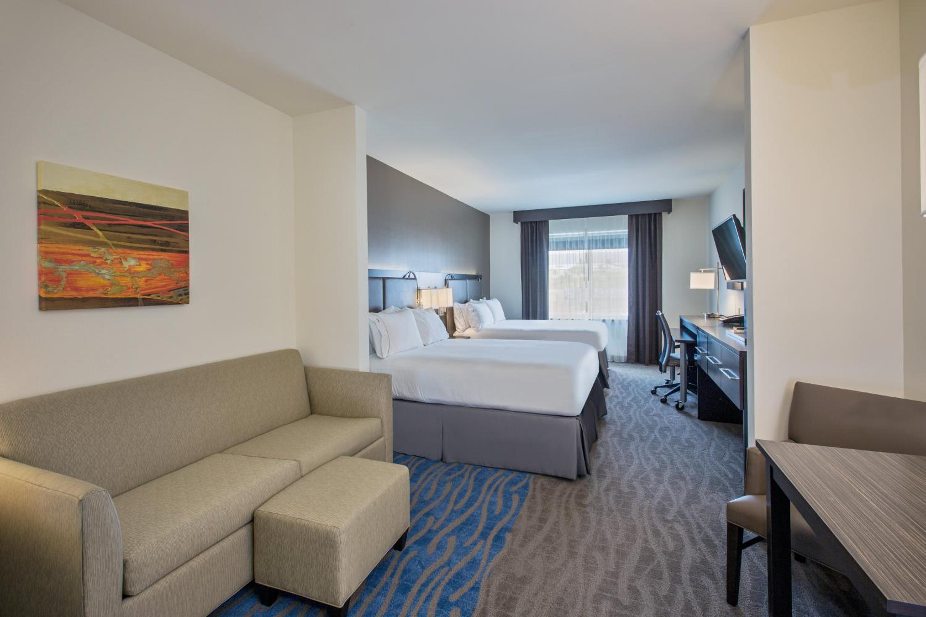 Queen Suite with Two Queen Beds and Sofa Bed