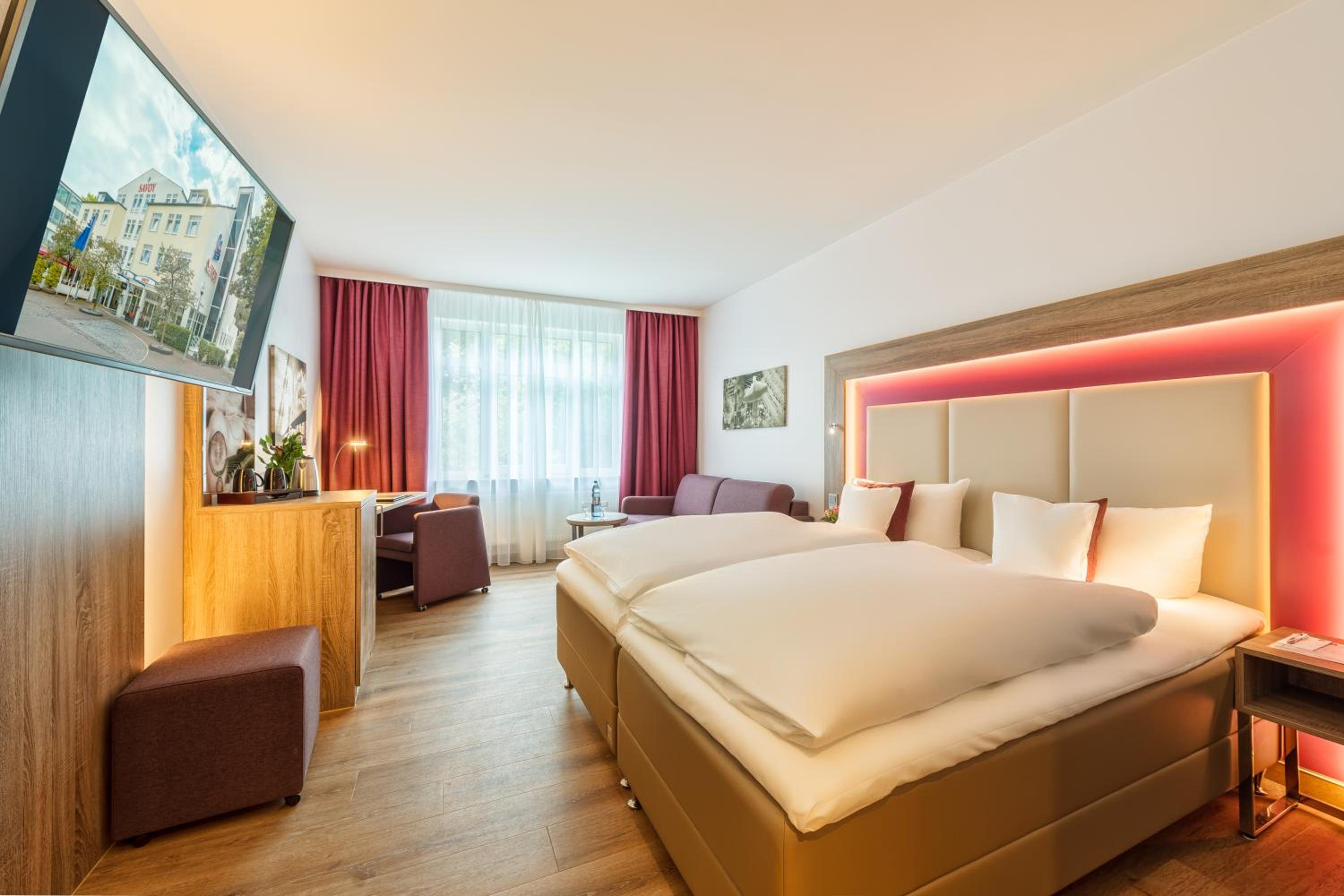 Double Room with Park View photo 3