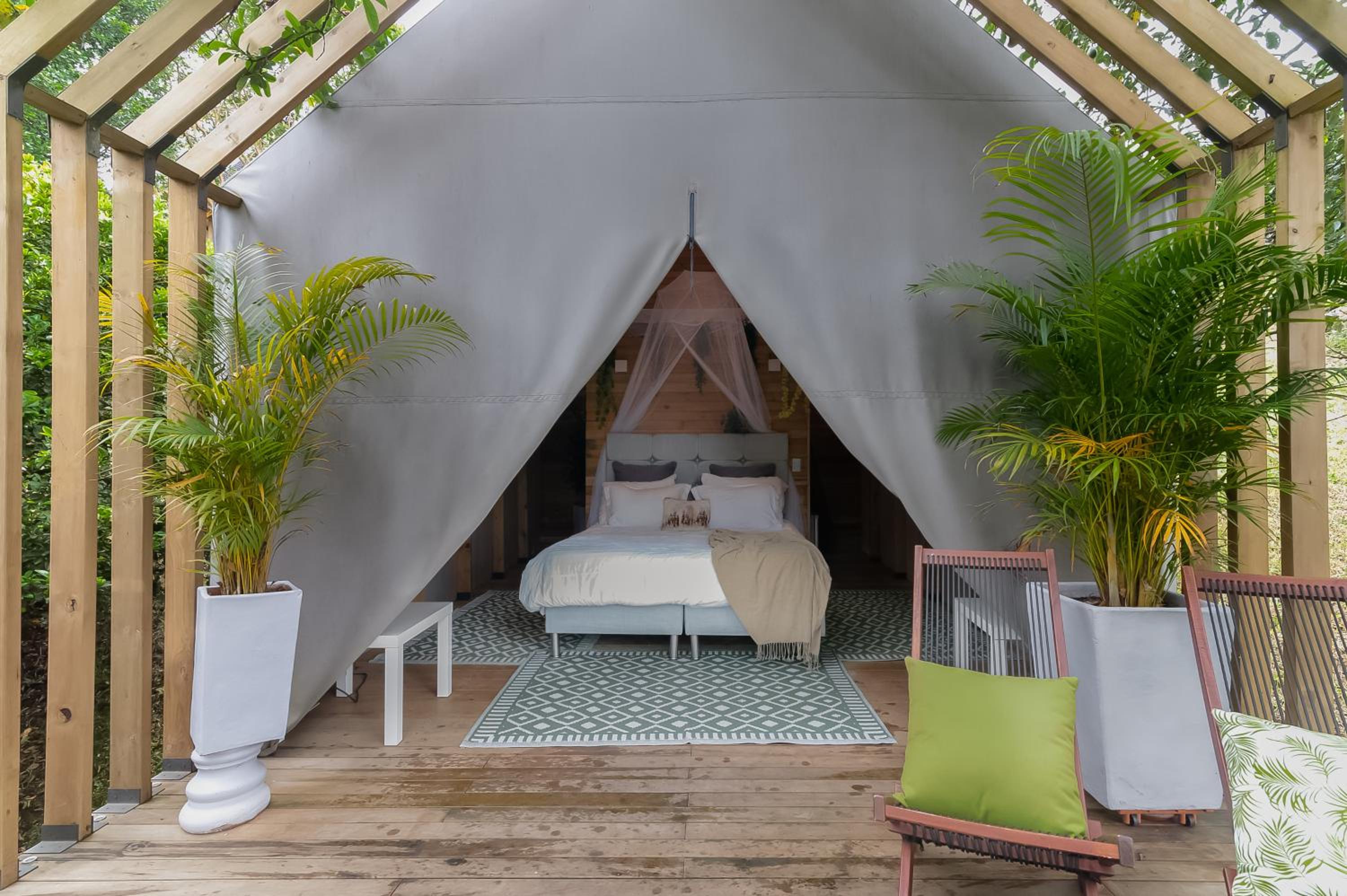 Bungalow with Patio