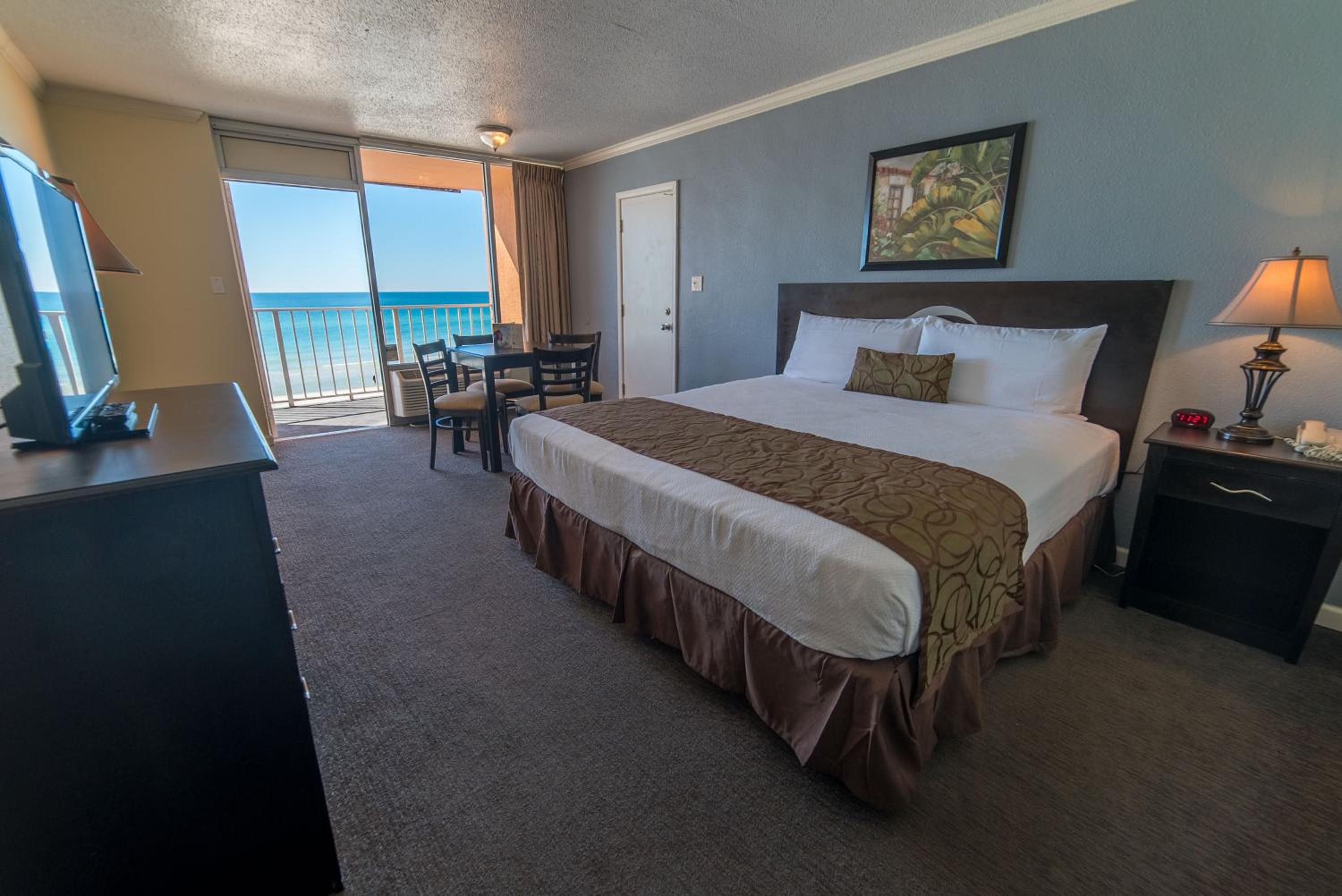 Standard King Room - Photo 1