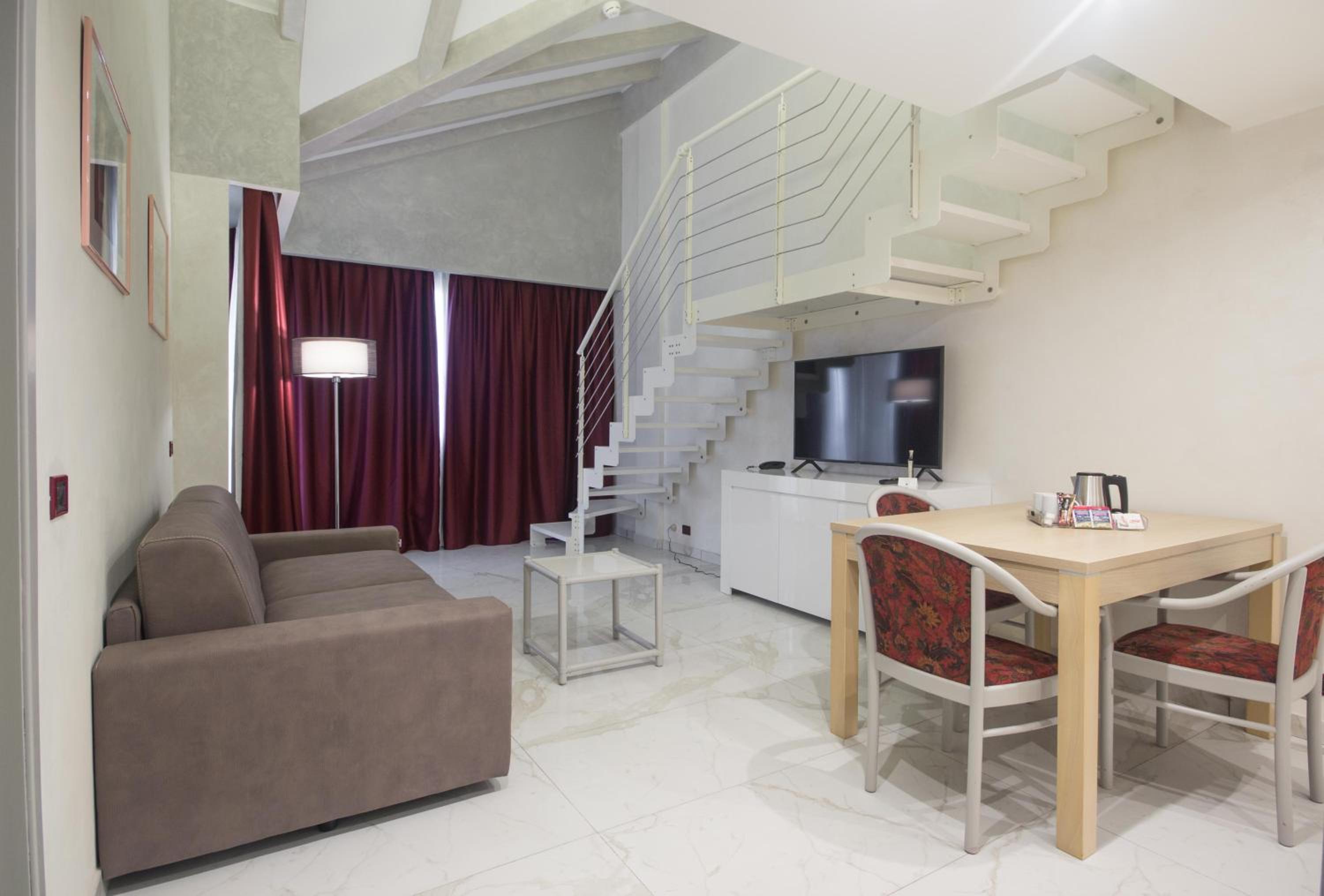Apartment - Annex - Photo 11