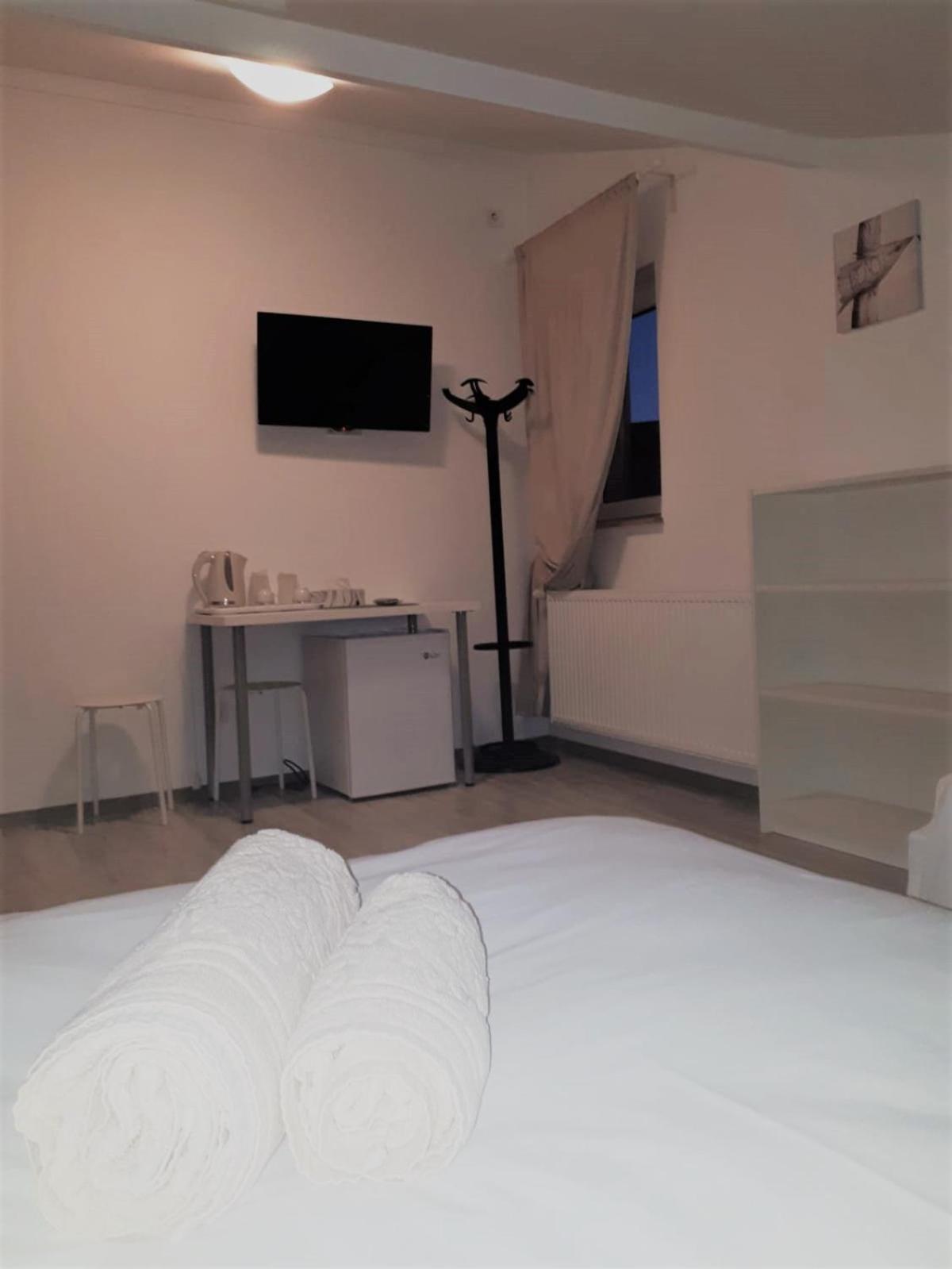 Twin Room with Private Bathroom