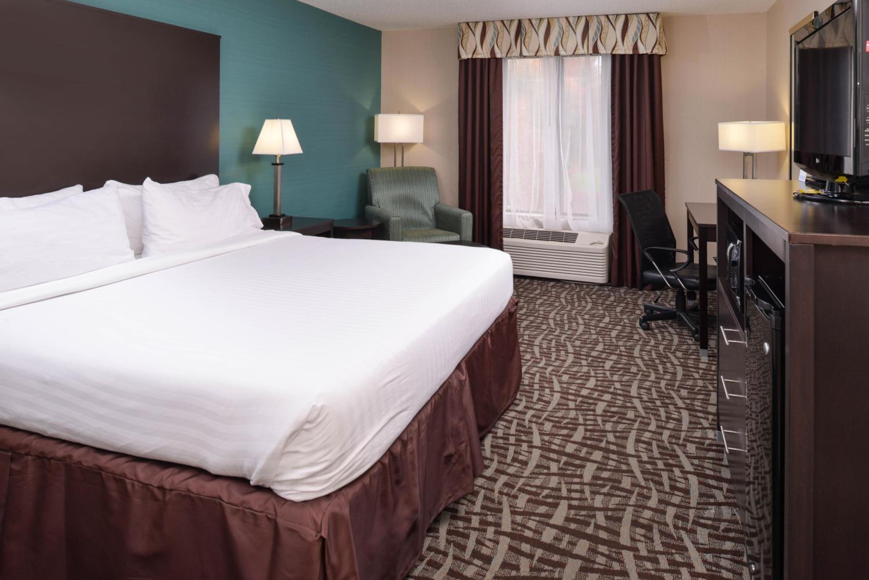 Standard King Room - Photo 1