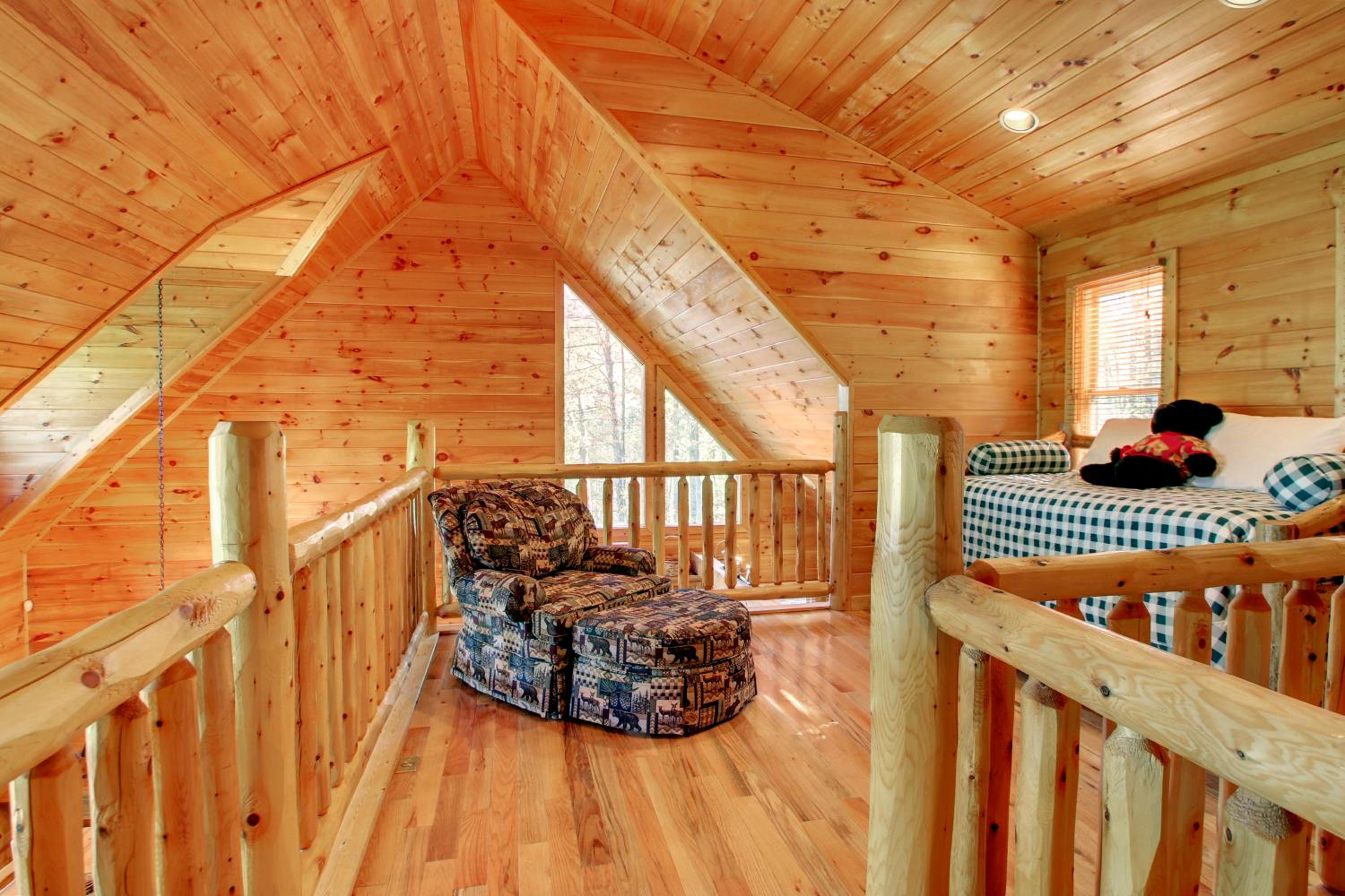 Three-Bedroom House photo 2