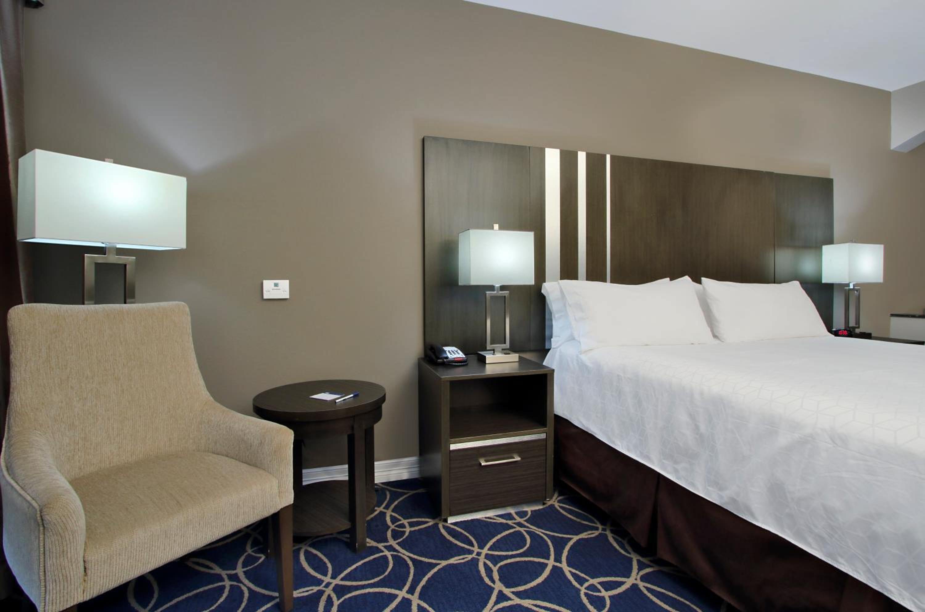 King Room - Hearing Accessible/Non-Smoking  photo 3