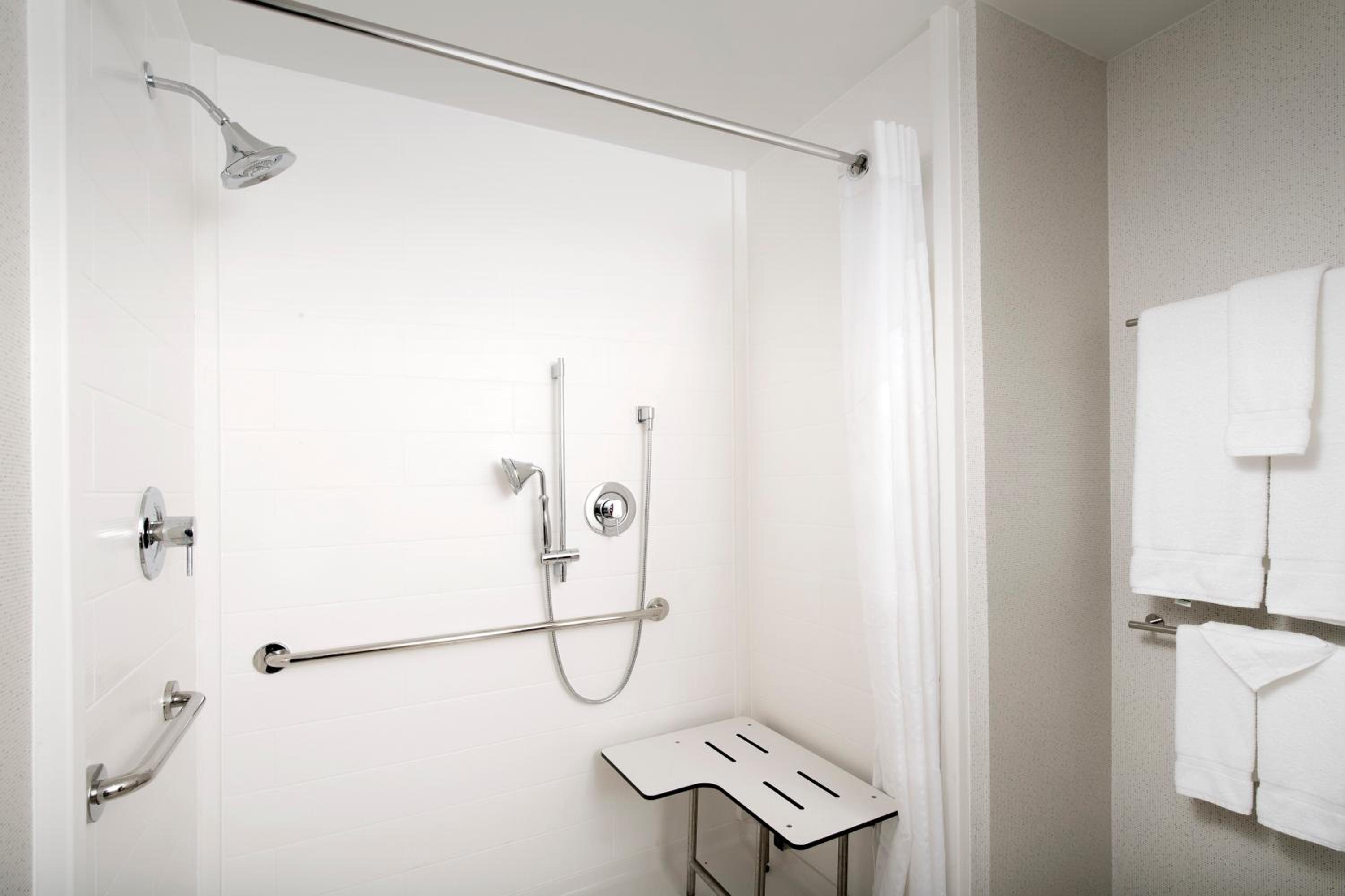 King Room with Roll-In Shower - Disability Access