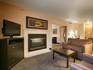 King Room - First Floor/Non-Smoking - Photo 3